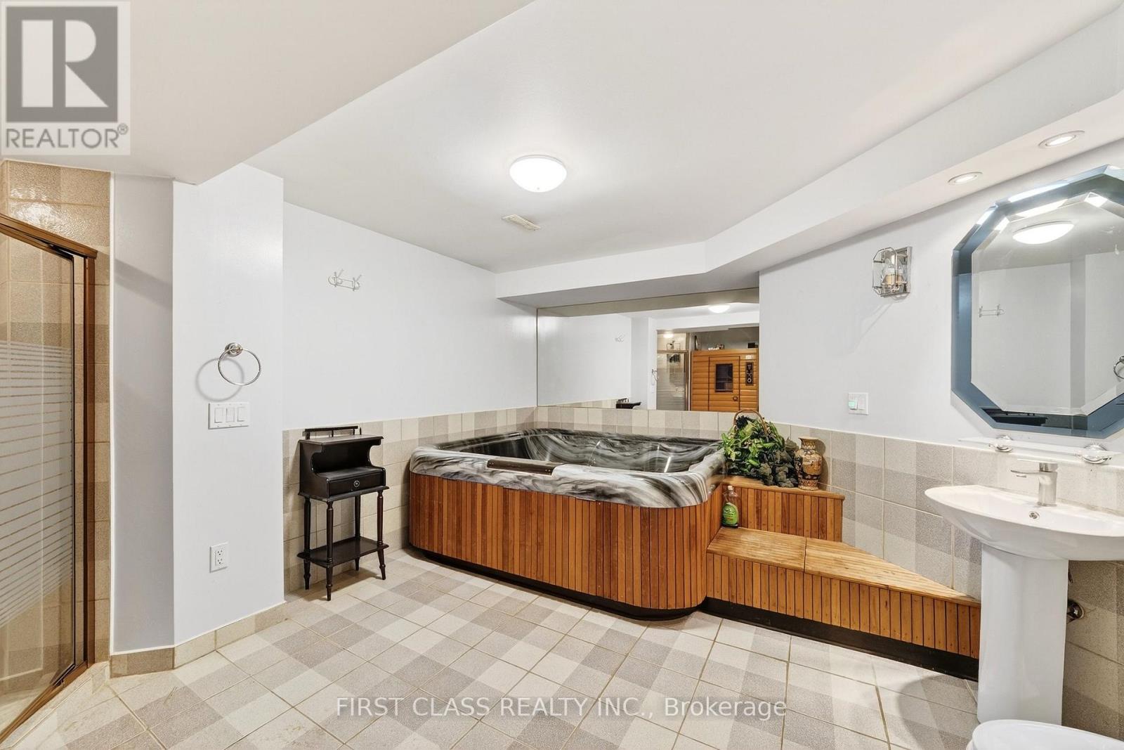 31 Boake Trail, Richmond Hill, Ontario  L4B 2H3 - Photo 46 - N12768352