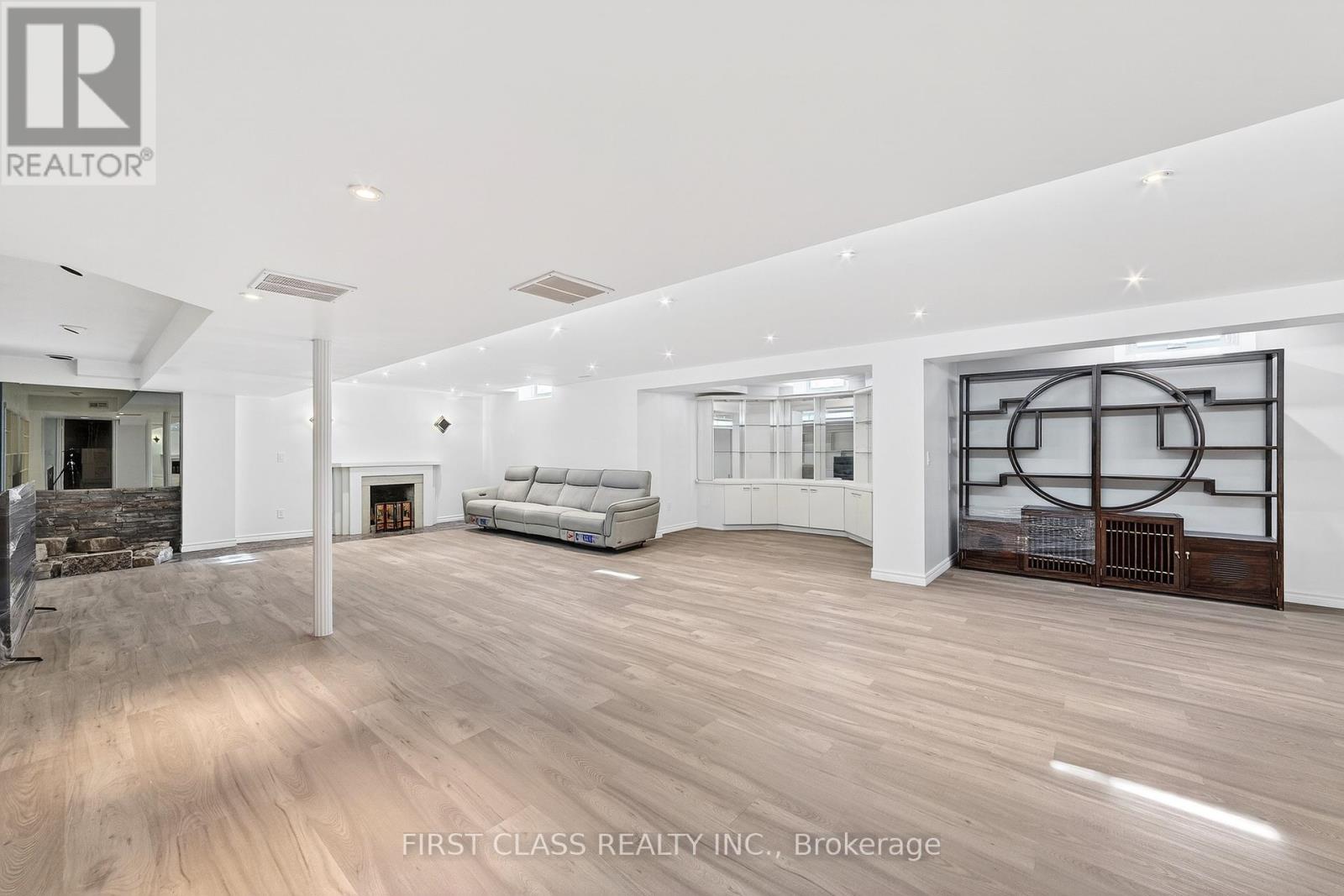 31 Boake Trail, Richmond Hill, Ontario  L4B 2H3 - Photo 48 - N12768352