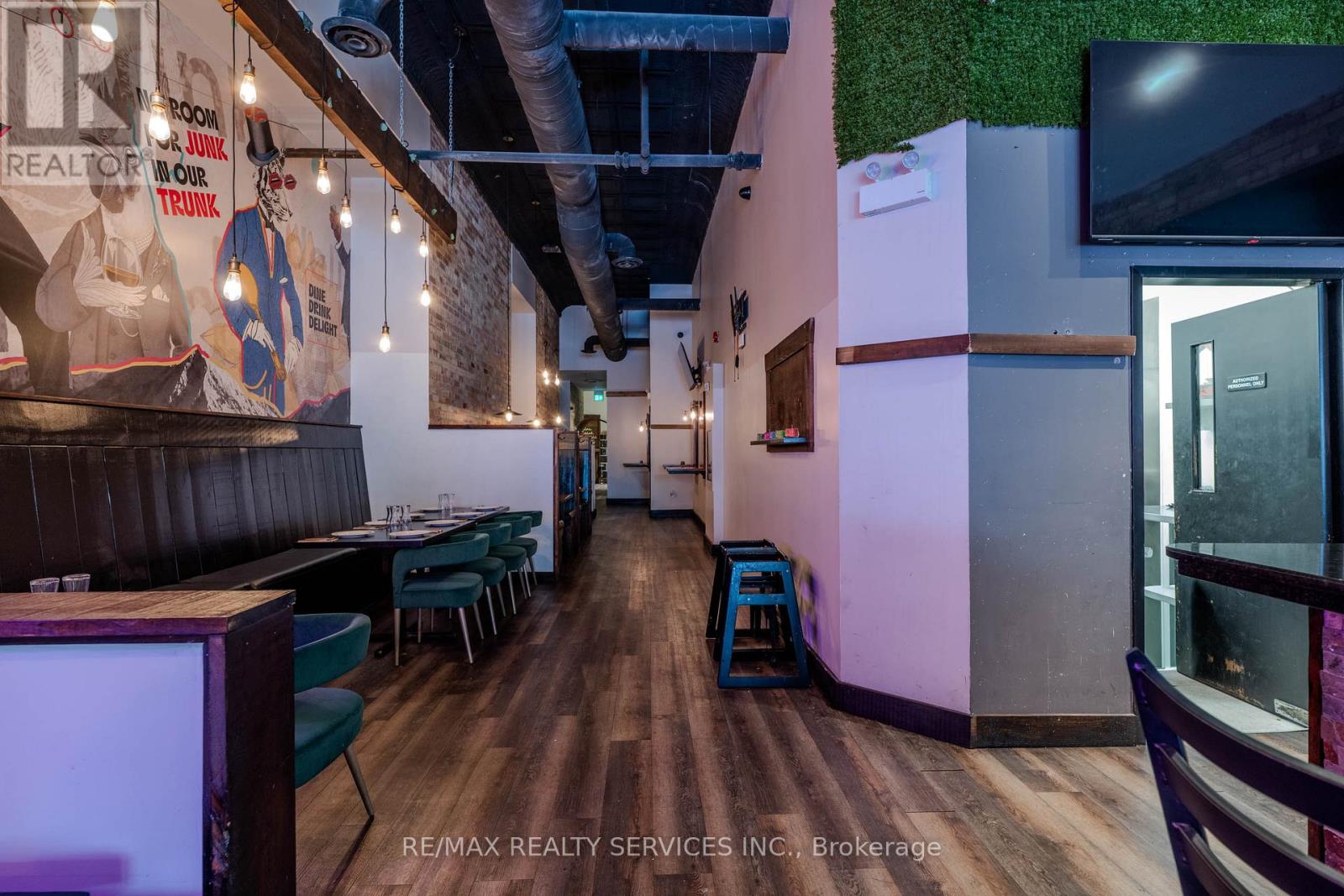 146 King Street W, Kitchener, Ontario  N2G 1A6 - Photo 7 - X12768348