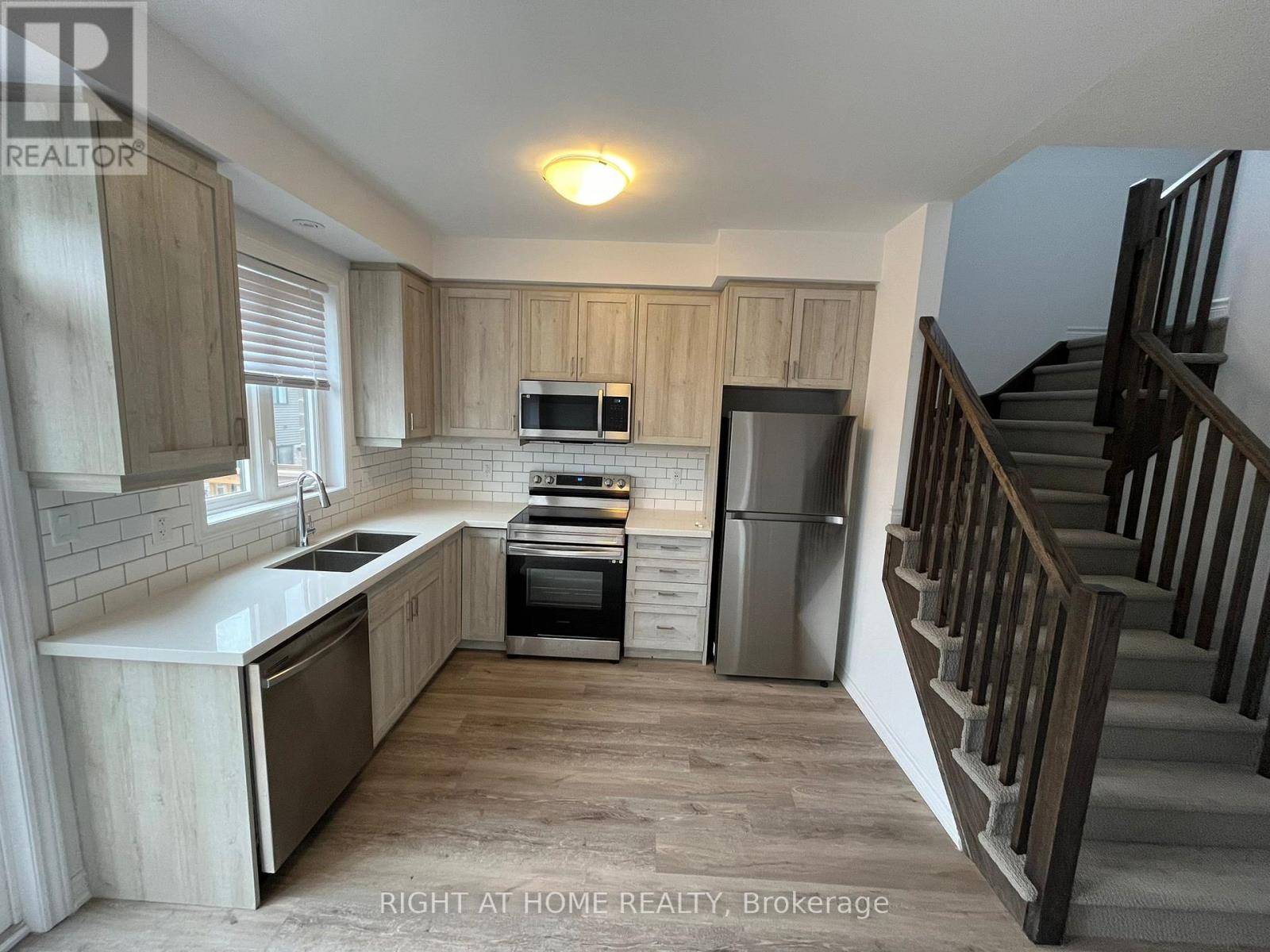 72 - 461 Blackburn Drive, Brantford, Ontario  N3T 0W9 - Photo 8 - X12768354