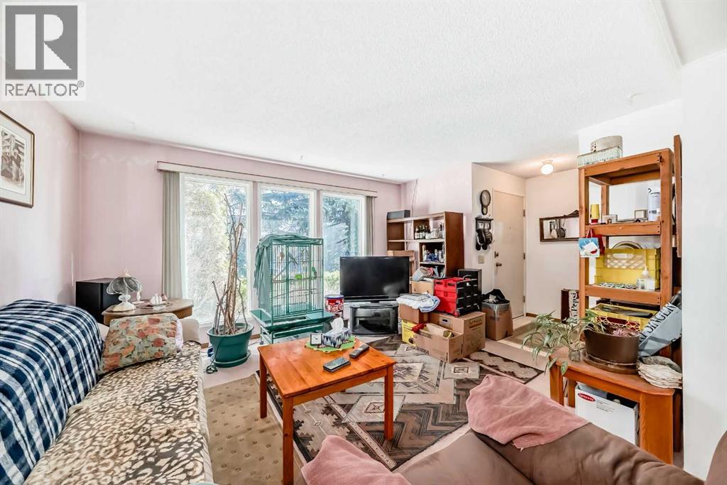 44 Erin Croft Green Se, Calgary, Alberta  T2B 2V2 - Photo 10 - A2284465