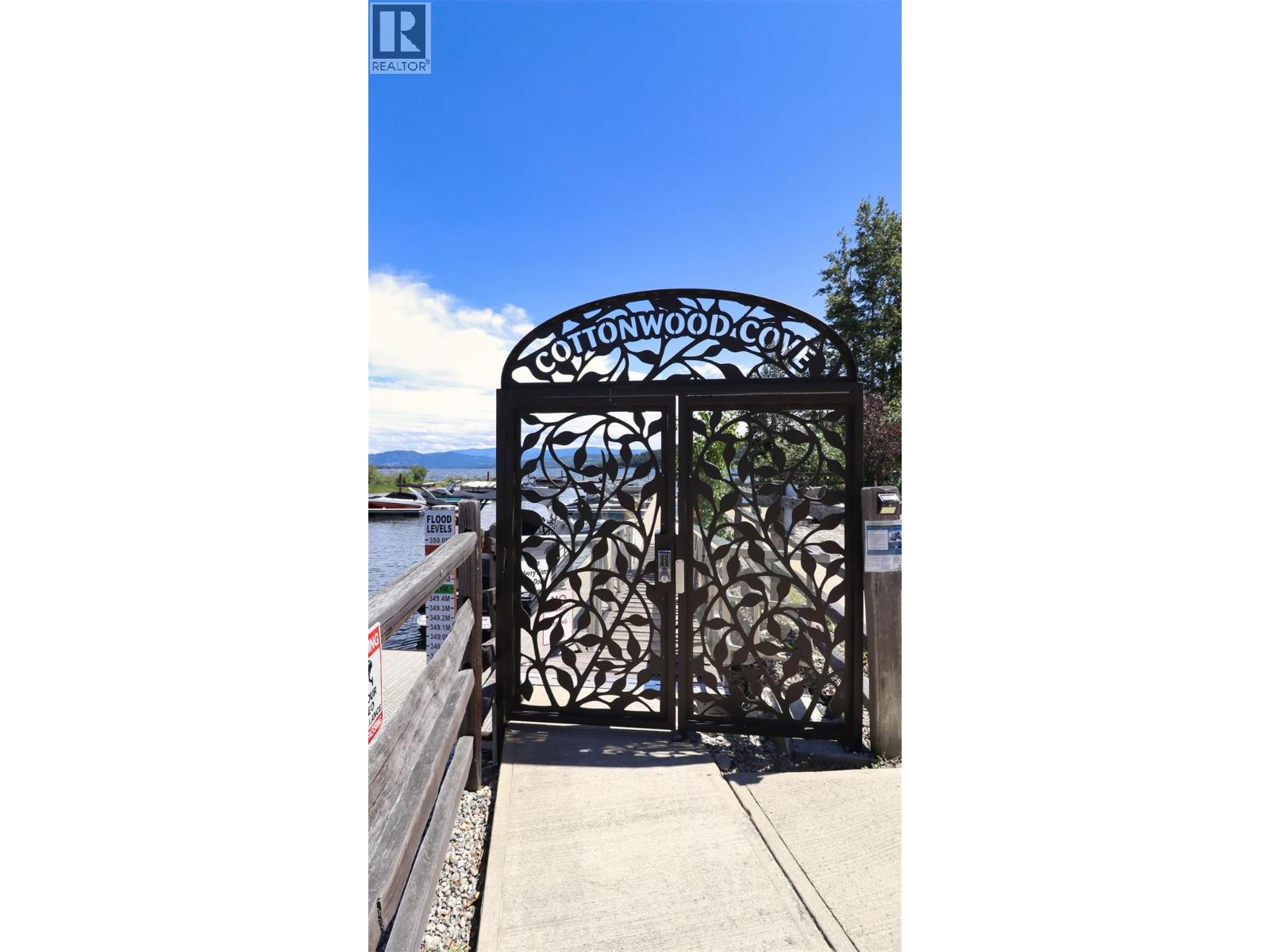 8 Eagle Lane, Lee Creek, British Columbia  V0E 1M4 - Photo 37 - 10374303