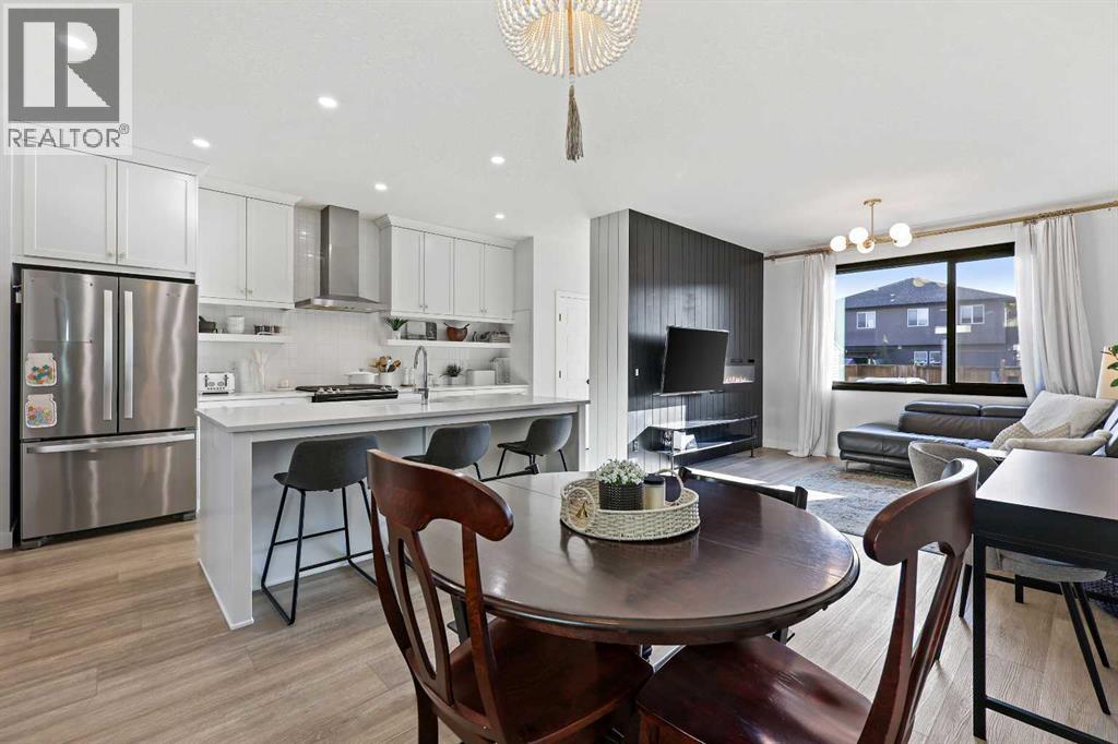 22 Wolf Creek Manor SE, Calgary, Alberta