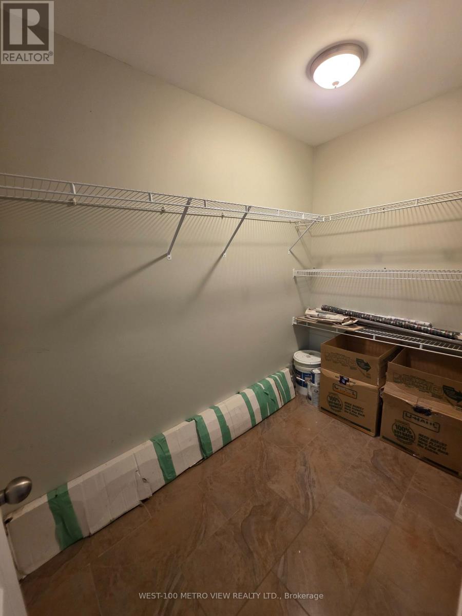 202 - 1415 Ghent Avenue, Burlington, Ontario  L7S 1X4 - Photo 13 - W12595040