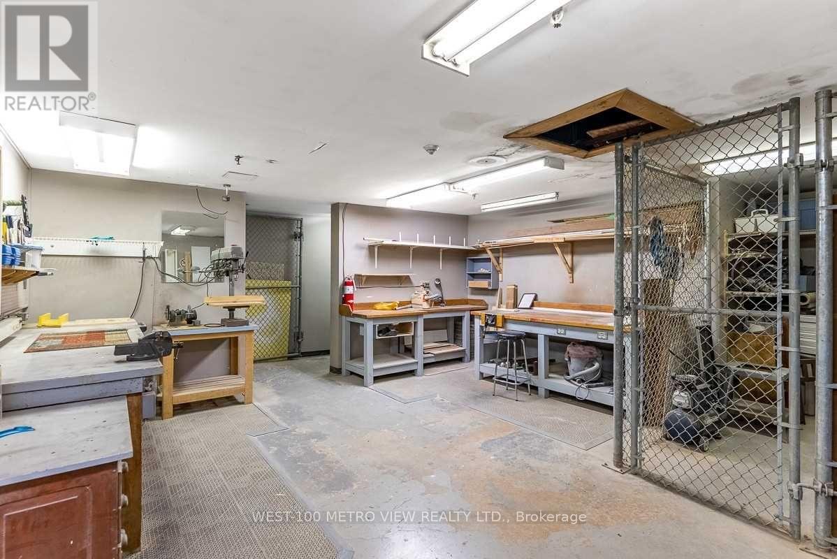 202 - 1415 Ghent Avenue, Burlington, Ontario  L7S 1X4 - Photo 18 - W12595040