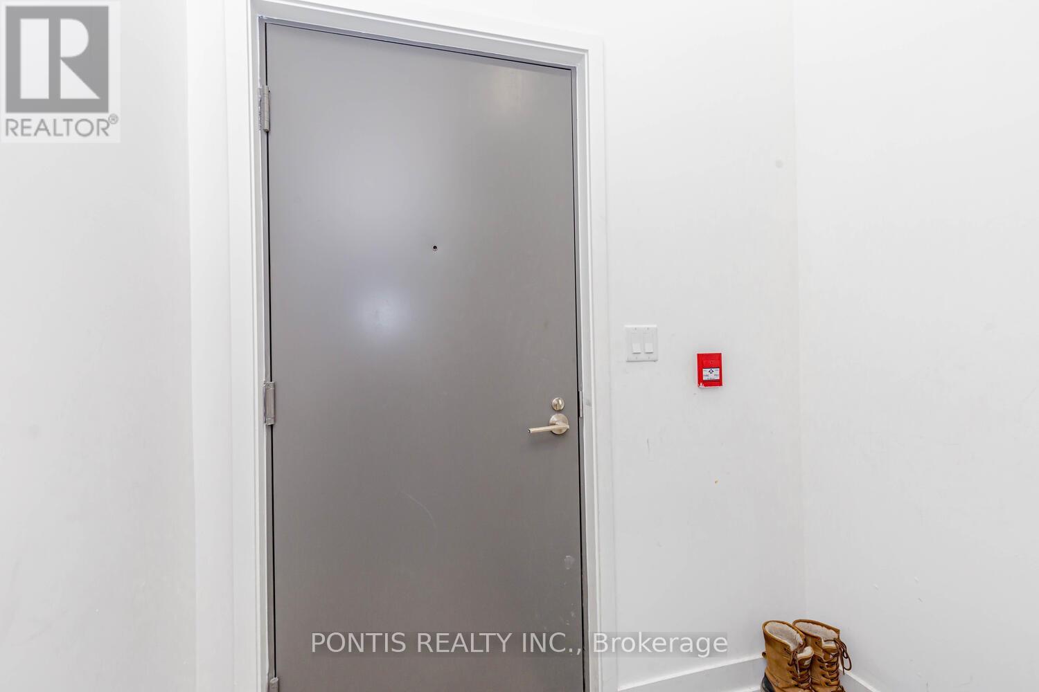 102 - 2100 Bridletowne Circle, Toronto (L'amoreaux), Ontario  M1W 0A6 - Photo 39 - E12768368