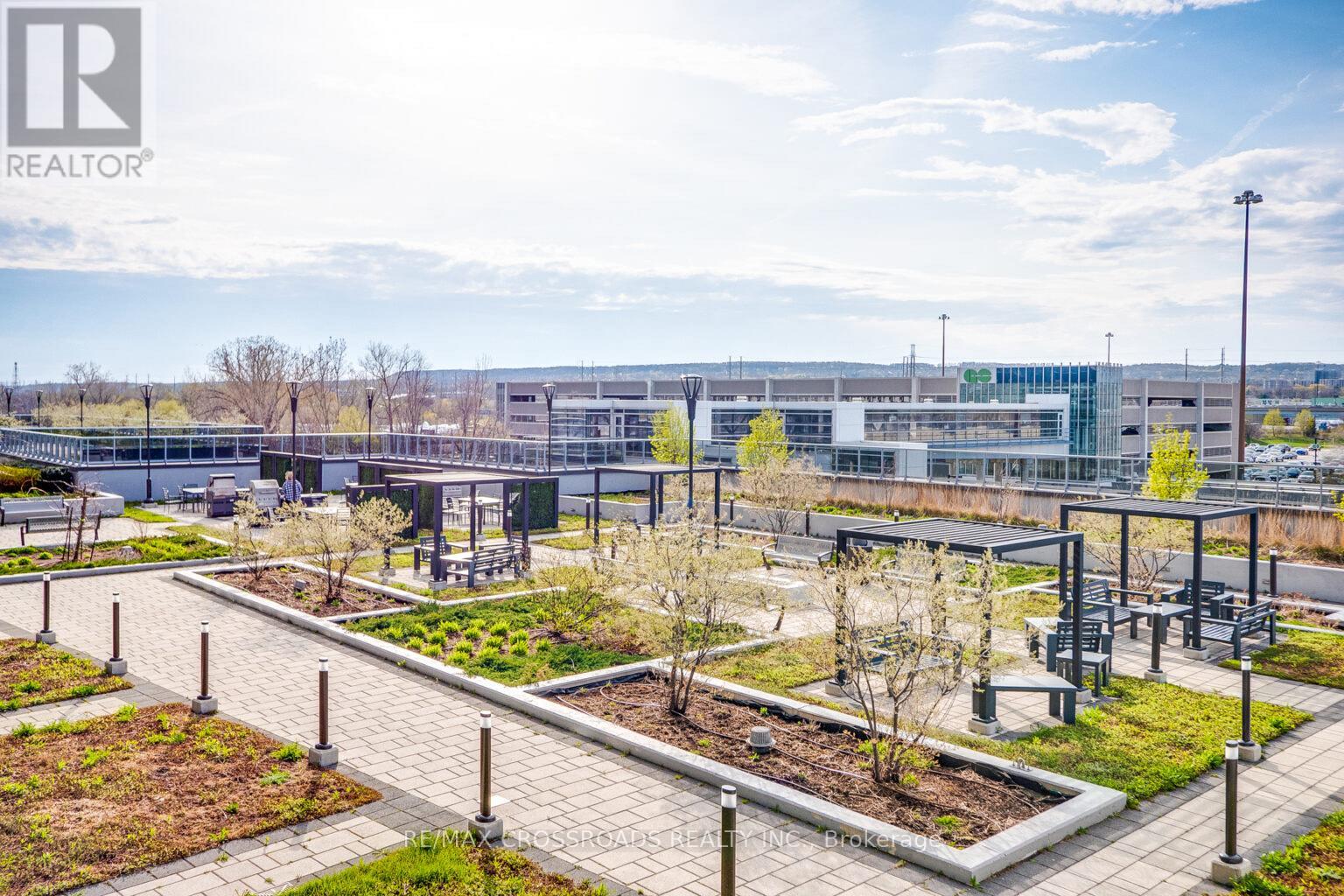 502 - 2093 Fairview Street, Burlington (Freeman), Ontario  L7R 0E6 - Photo 12 - W12768364