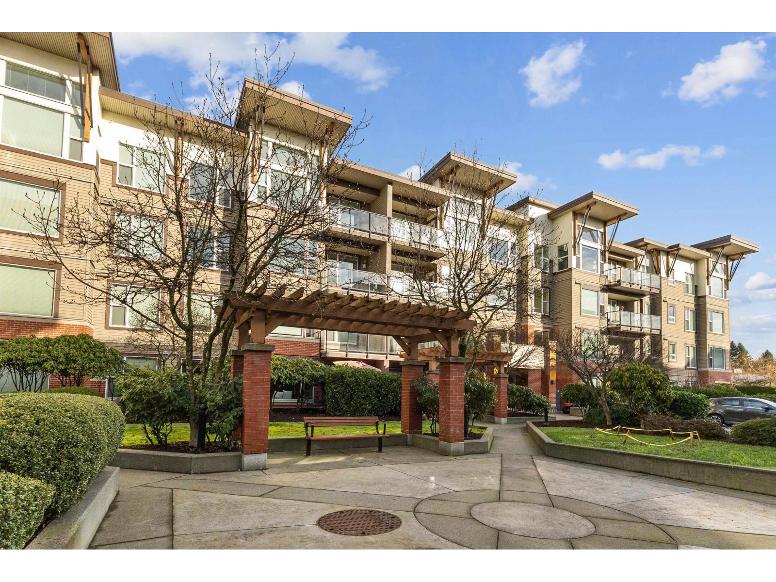 309 33538 Marshall Road, Abbotsford, British Columbia  V2S 0C7 - Photo 1 - R3087555