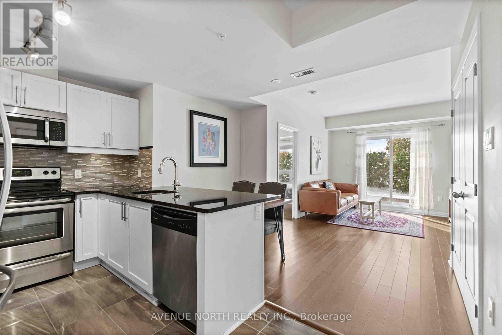 104 - 200 Winterfell Private, Ottawa, Ontario  K1G 4J1 - Photo 2 - X12768376