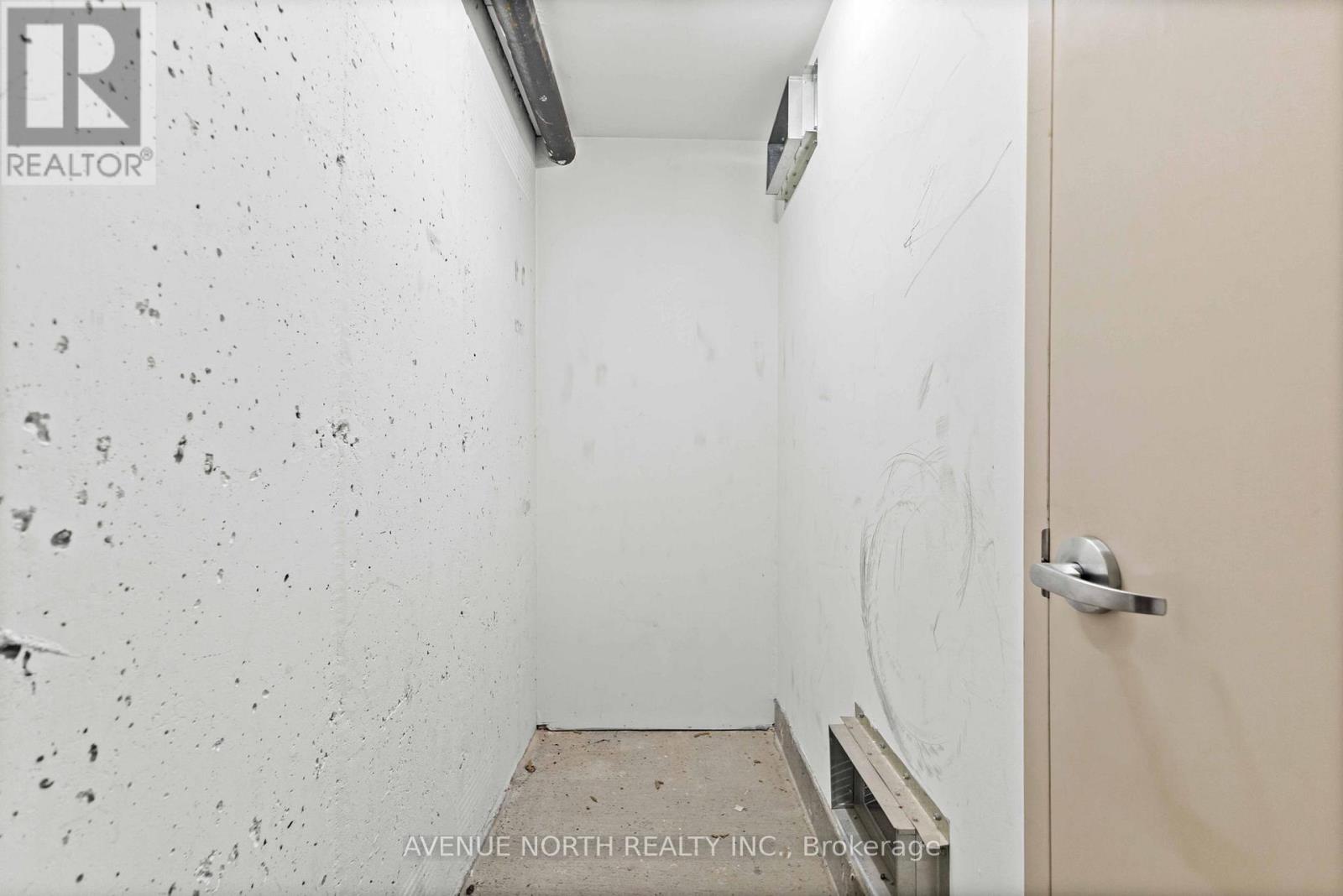 104 - 200 Winterfell Private, Ottawa, Ontario  K1G 4J1 - Photo 34 - X12768376