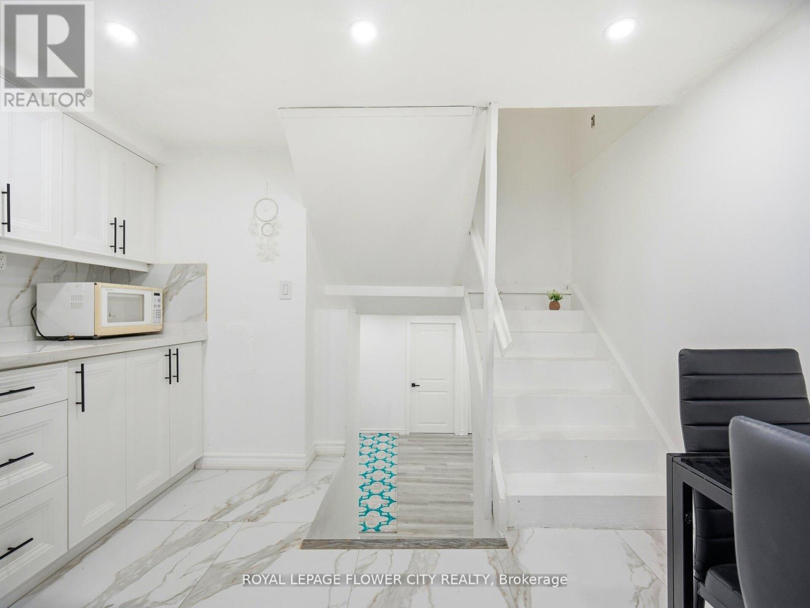 25 Abell Drive, Brampton (Madoc), Ontario  L6V 2W1 - Photo 37 - W12742366