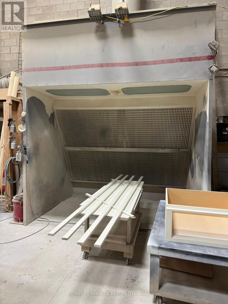 #5 - 3505 Laird Road, Mississauga, Ontario  L5L 5Y7 - Photo 13 - W12768382