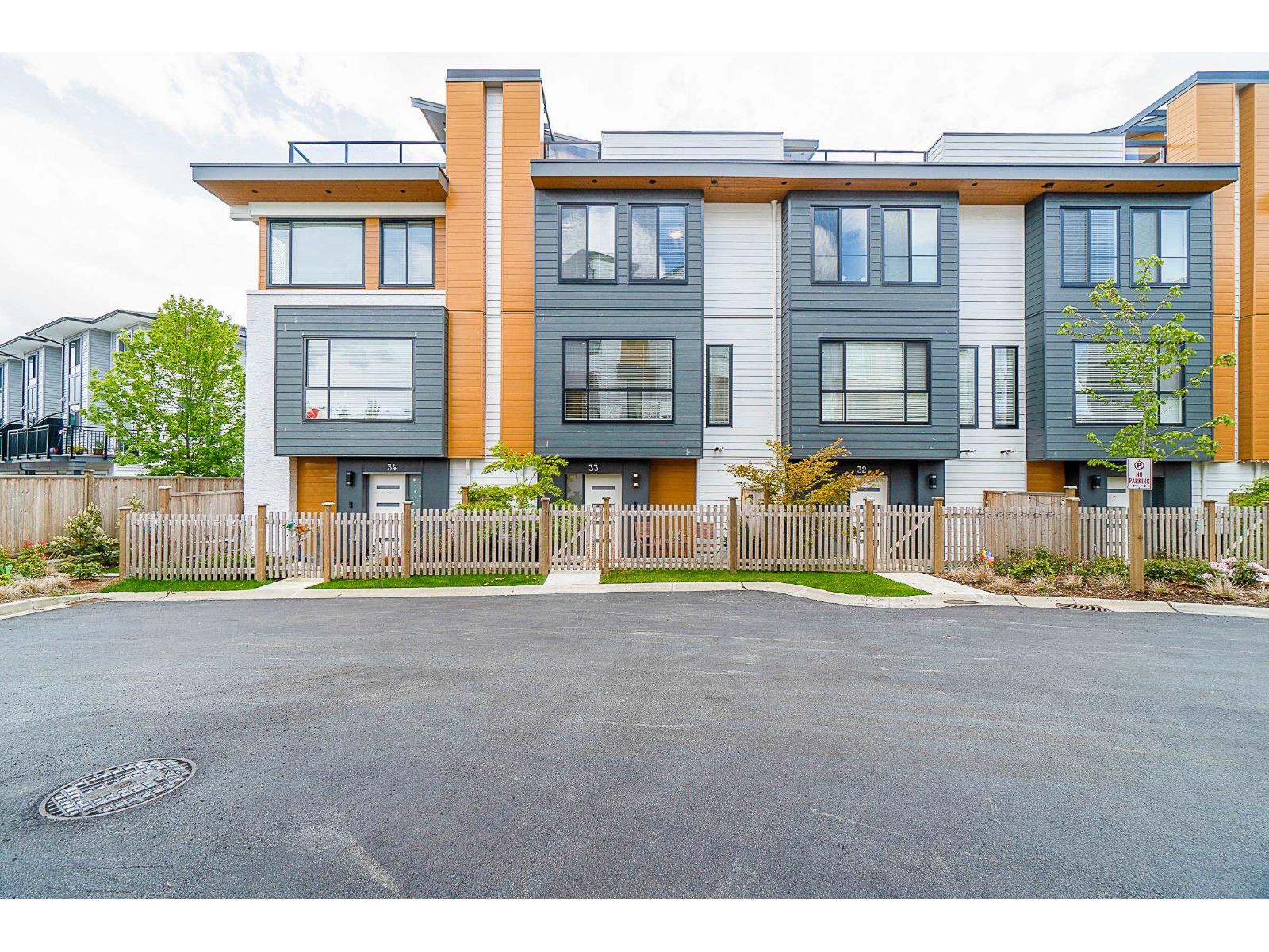 33 16511 Watson Drive Drive, Surrey, British Columbia  V4N 6T7 - Photo 1 - R3086281