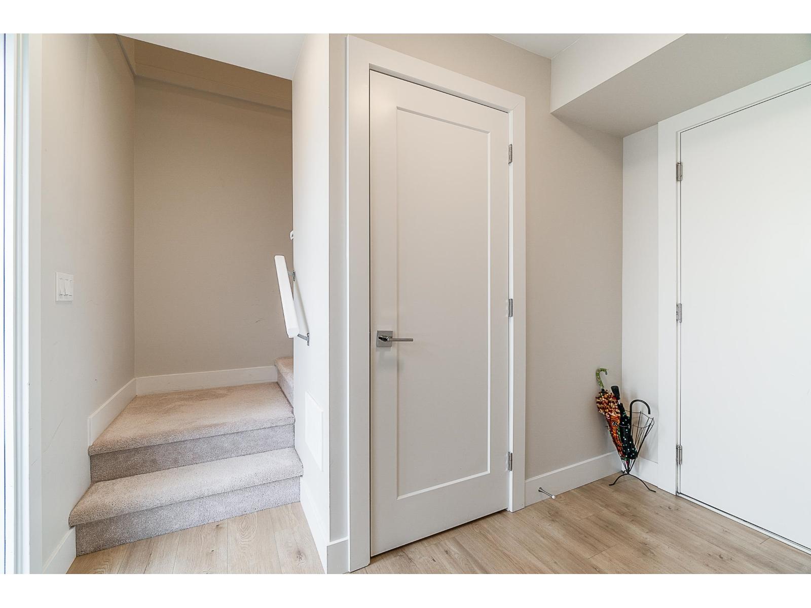 33 16511 Watson Drive Drive, Surrey, British Columbia  V4N 6T7 - Photo 8 - R3086281