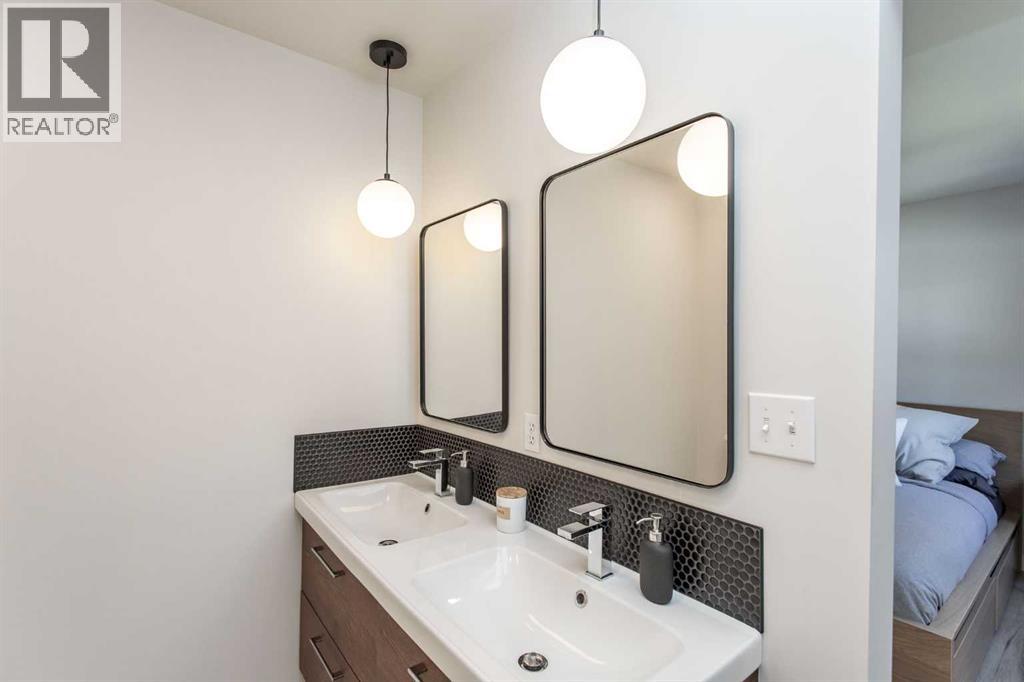 34 Bruns Bay, Lacombe, Alberta  T4L 1P2 - Photo 6 - A2284257