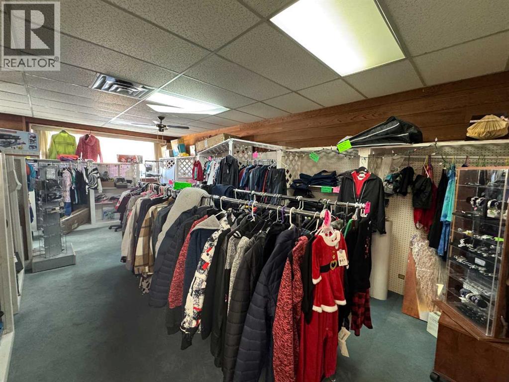 5033 50 Avenue, Ponoka, Alberta  T4J 1C5 - Photo 6 - A2284700