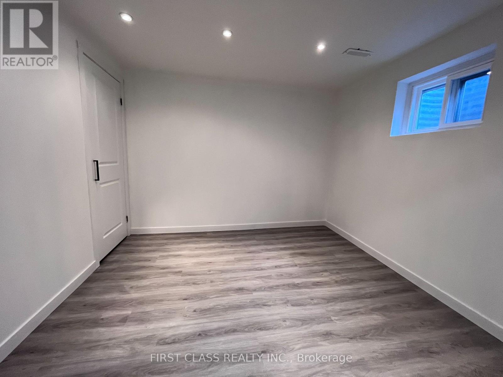 Bsm - 2571 Palisander Avenue, Mississauga (Cooksville), Ontario  L5B 2L1 - Photo 6 - W12768402