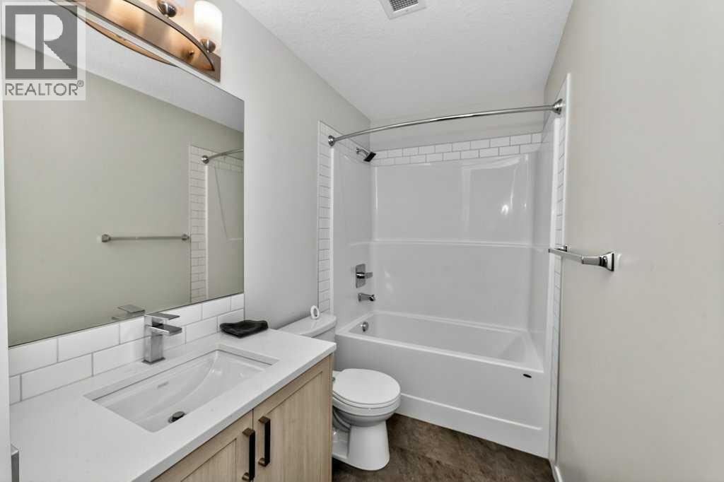 1207, 33 Carringham Gate Nw, Calgary, Alberta  T3P 2H6 - Photo 19 - A2281524