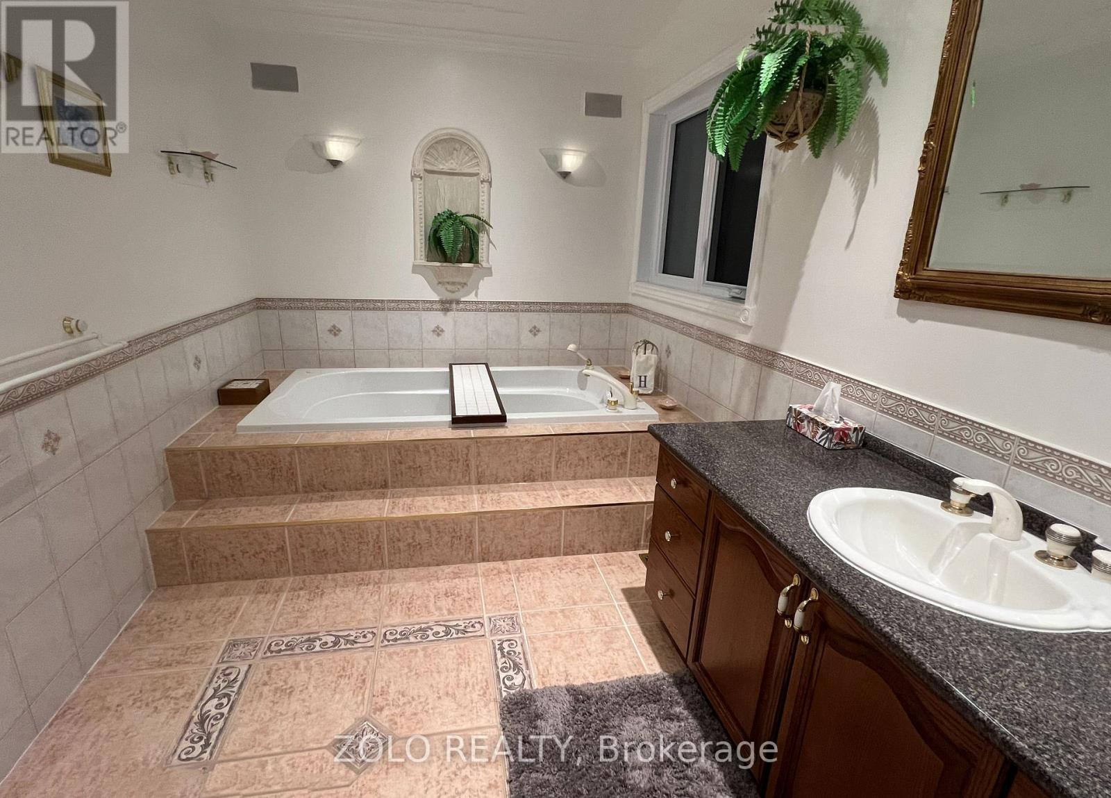 736 Hauteview Crescent, Ottawa, Ontario  K4A 2B8 - Photo 33 - X12768420