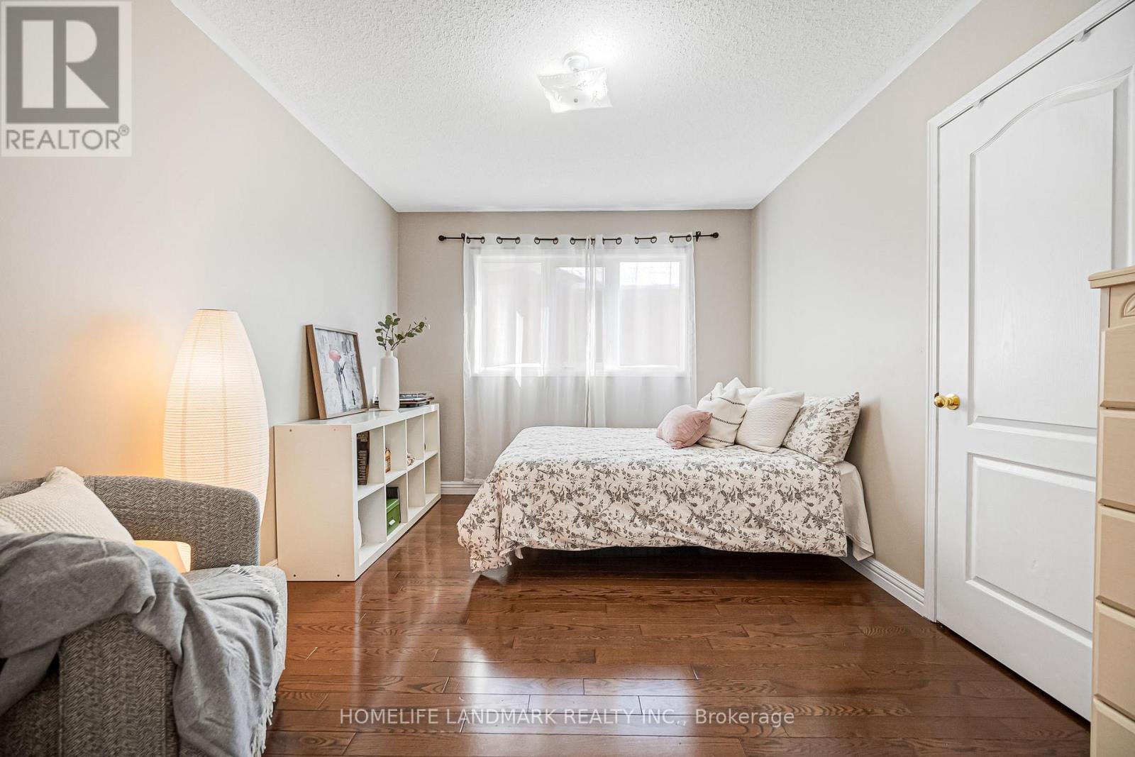 5303 Russell View Road, Mississauga, Ontario  L5M 5W1 - Photo 27 - W12766612