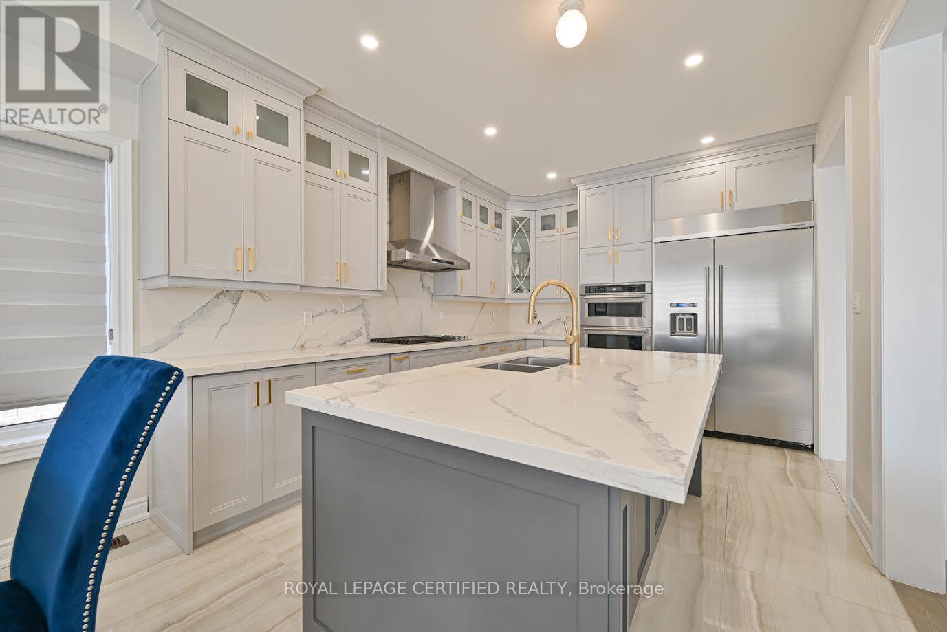 4072 Hillsborough Crescent, Oakville, Ontario  L6H 3P8 - Photo 15 - W12766924