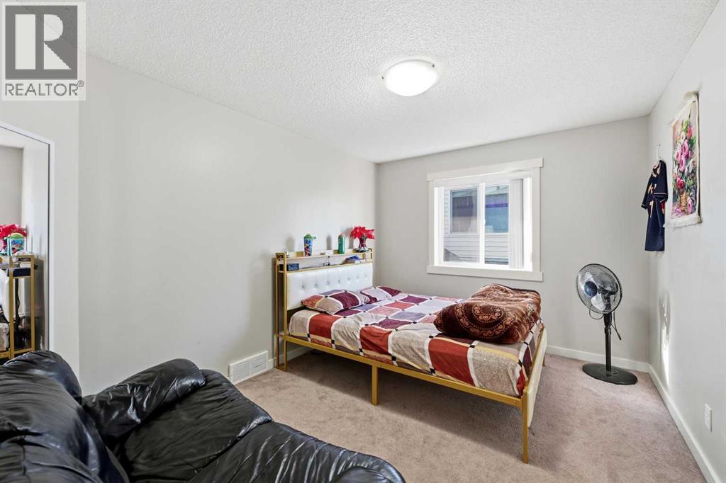 217 Coopers Grove Sw, Airdrie, Alberta  T2B 0G4 - Photo 29 - A2267001