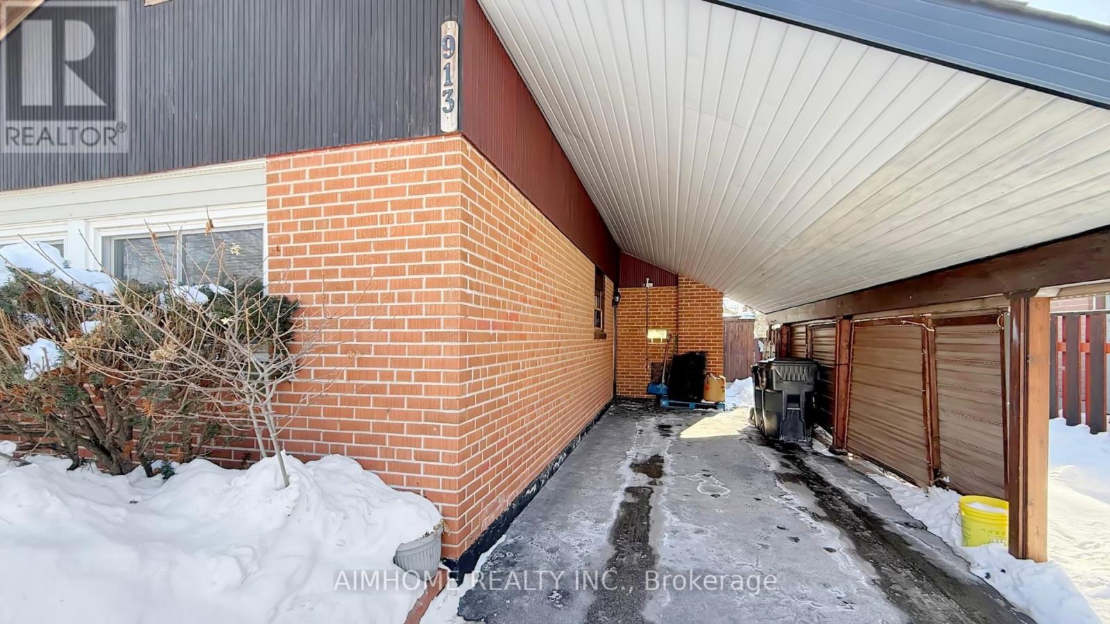 913 Brimorton Drive, Toronto, Ontario  M1G 2T8 - Photo 3 - E12768410