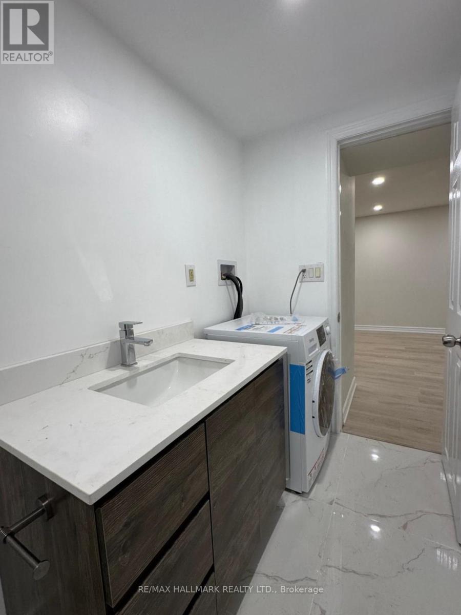 #2bedbsmnt - 52 Nisbet Drive, Aurora, Ontario  L4G 2K5 - Photo 11 - N12768414