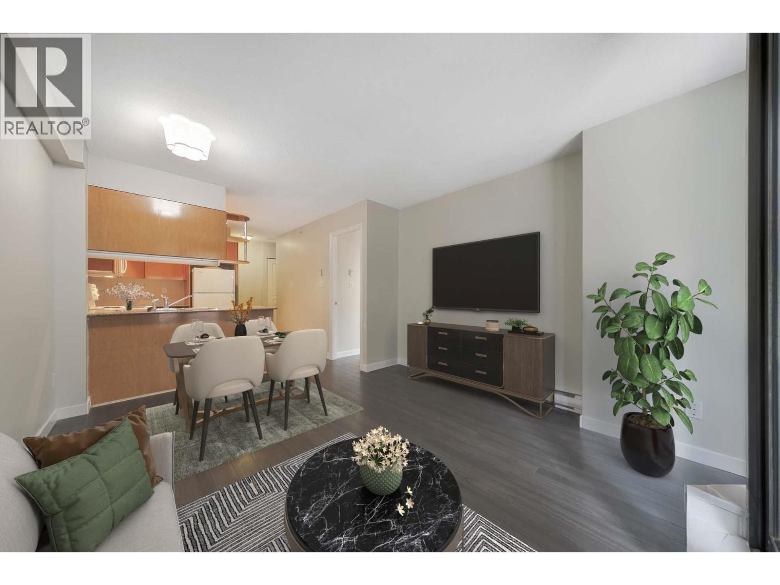 Listing Picture 7 of 28 : 309 1189 HOWE STREET, Vancouver / 溫哥華 - 魯藝地產 Yvonne Lu Group - MLS Medallion Club Member