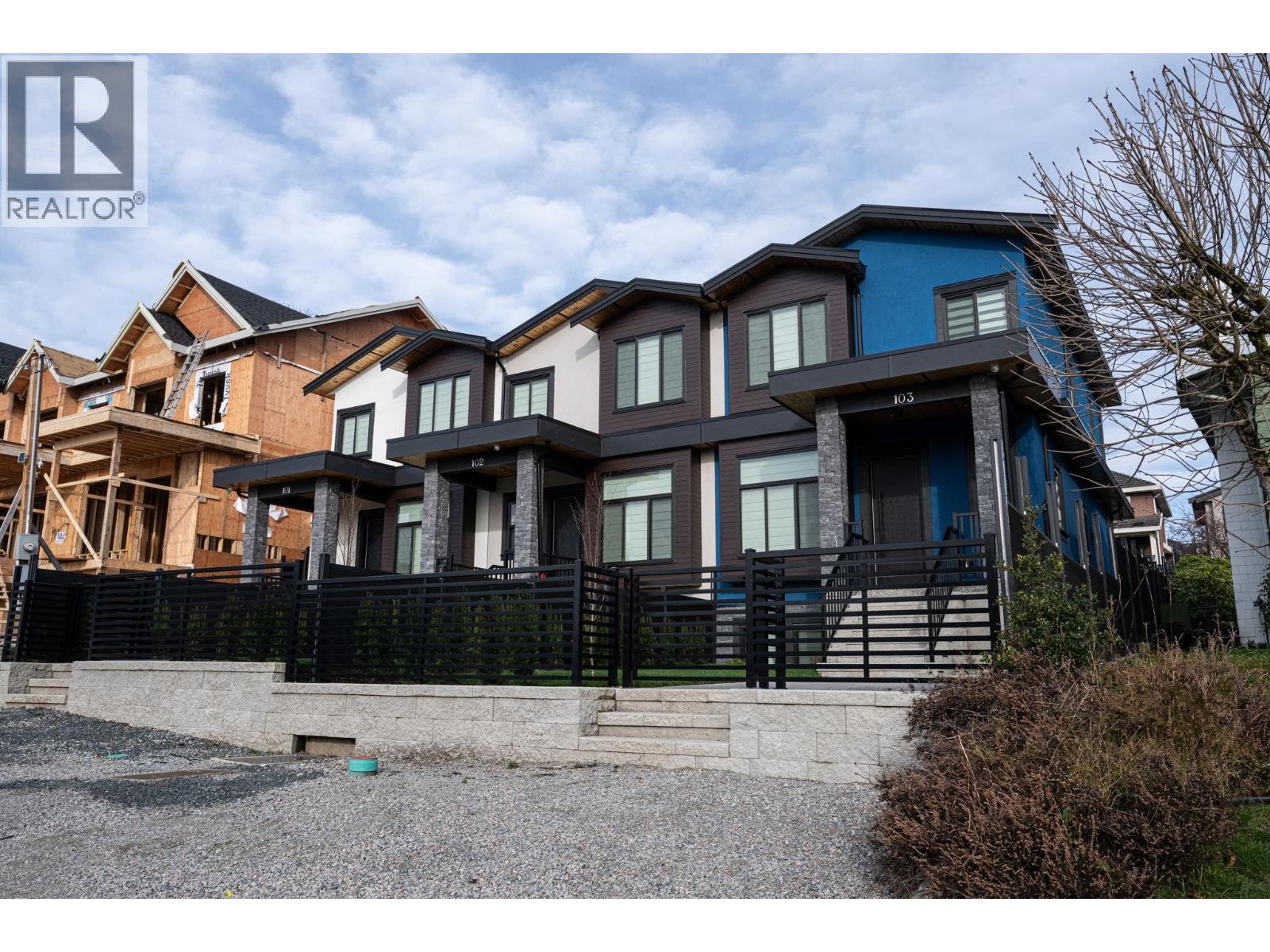 102 1149 Dansey Avenue, Coquitlam, British Columbia  V3K 3H5 - Photo 2 - R3074721