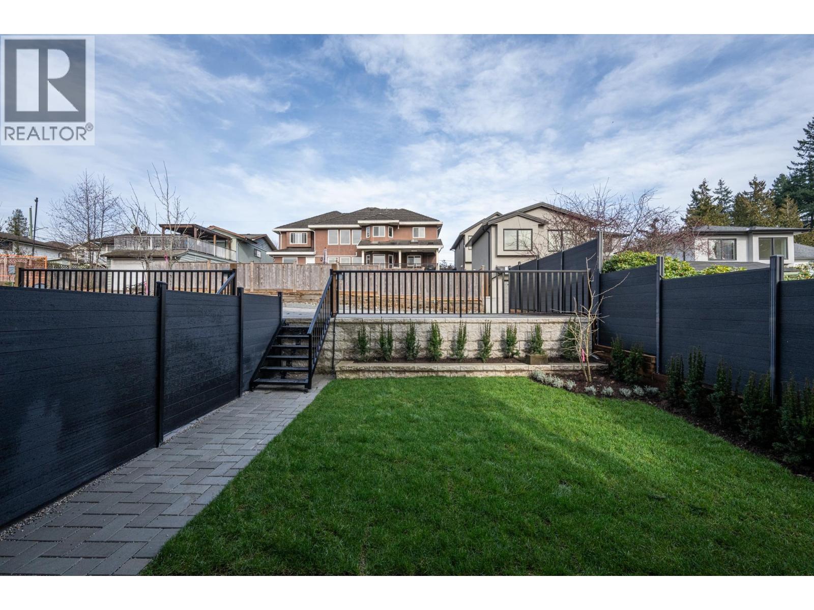 102 1149 Dansey Avenue, Coquitlam, British Columbia  V3K 3H5 - Photo 4 - R3074721