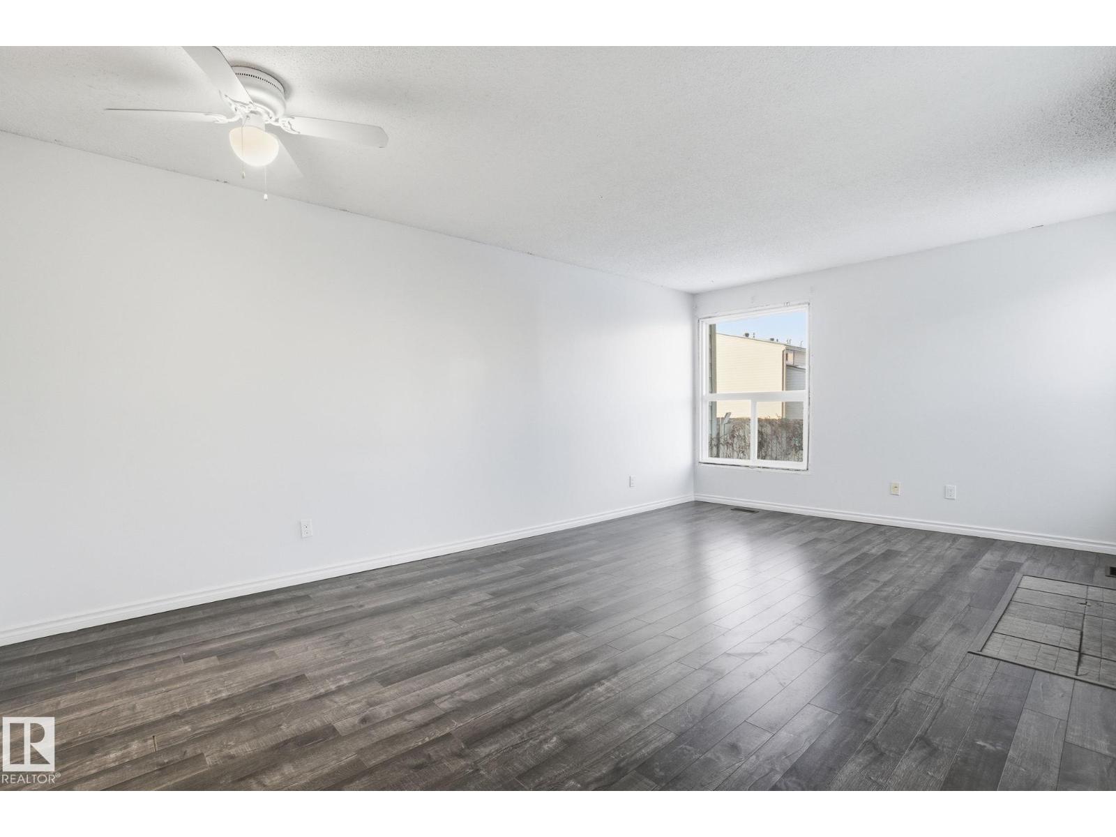 1130 Knottwood Rd E Nw, Edmonton, Alberta  T6K 2J8 - Photo 6 - E4470989