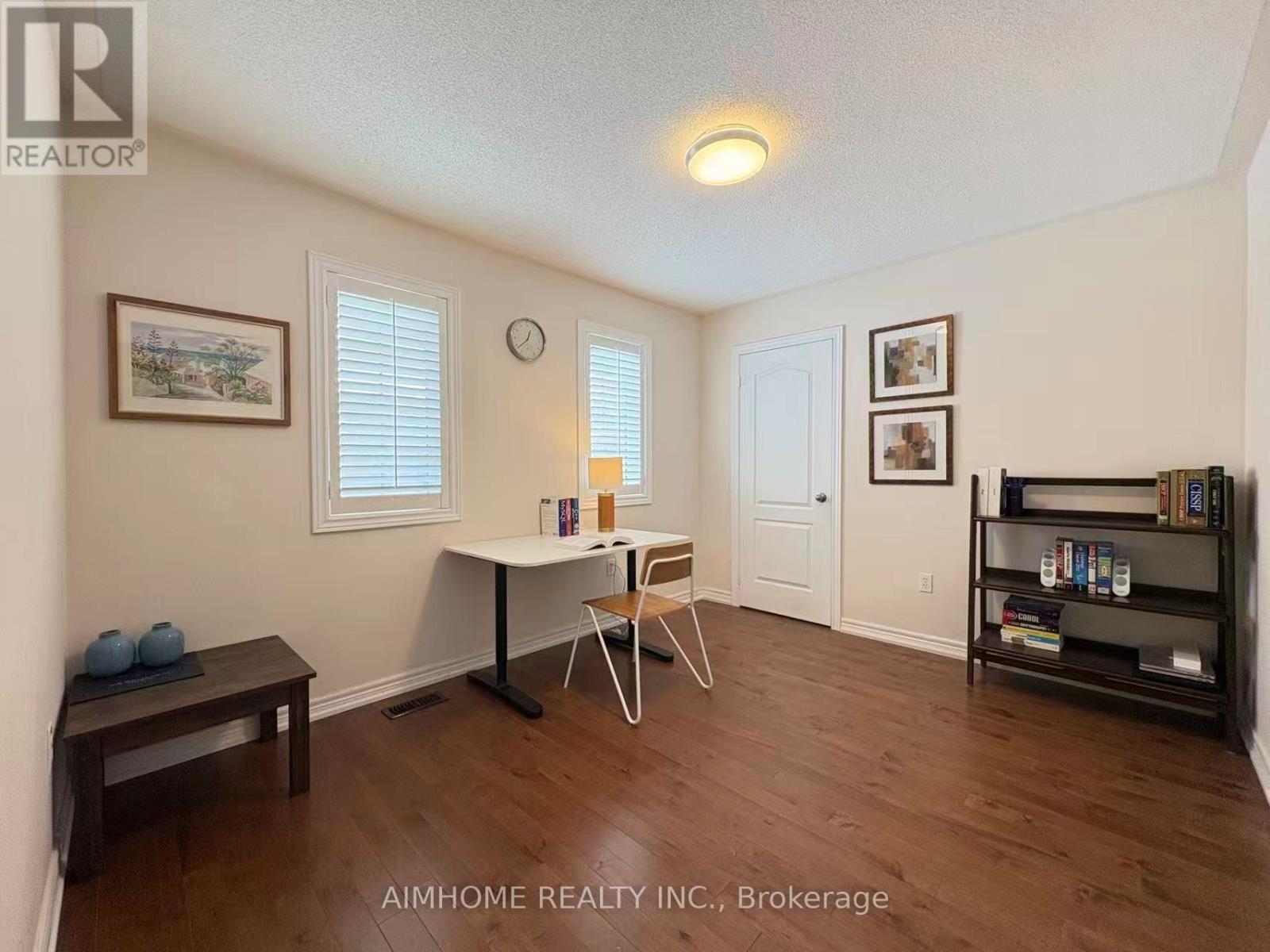 2 Wheatsheaf Street, Richmond Hill, Ontario  L4E 5B4 - Photo 23 - N12768424