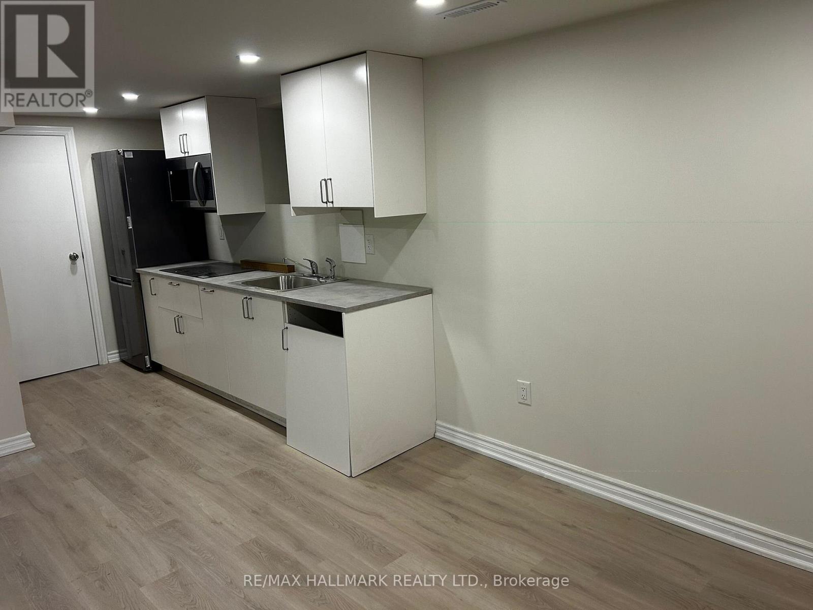 #1bedbsmnt - 52 Nisbet Drive, Aurora, Ontario  L4G 2K5 - Photo 5 - N12768430