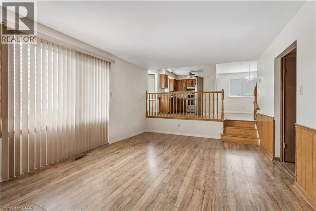 5048 Stenzel Court, Beamsville, Ontario  L0R 1B5 - Photo 10 - 40803577