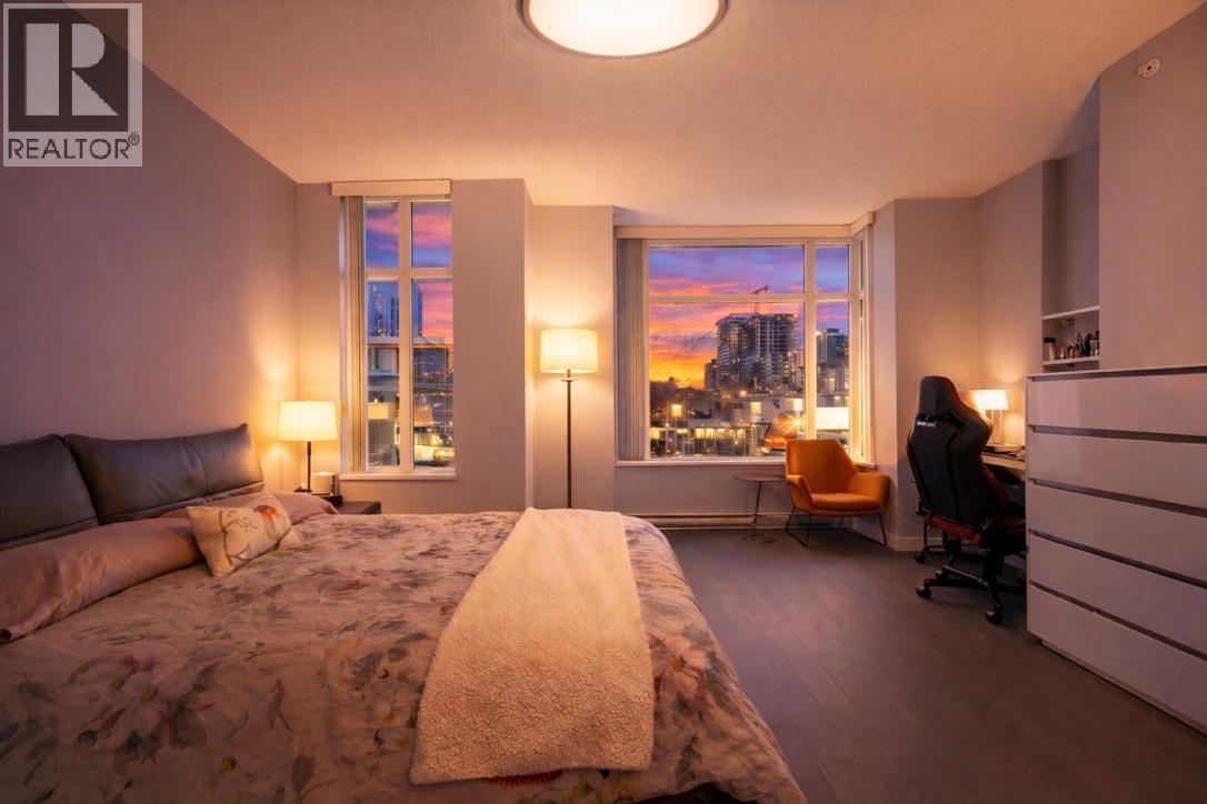 Th16 2089 Rosser Avenue, Burnaby, British Columbia  V5C 5E2 - Photo 10 - R3072065