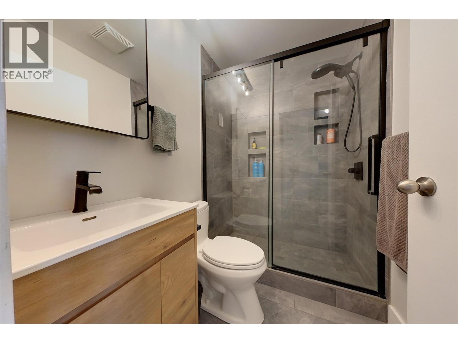 4559 Timberline Crescent Unit# 113, Fernie, British Columbia  V0B 1M6 - Photo 16 - 10374386