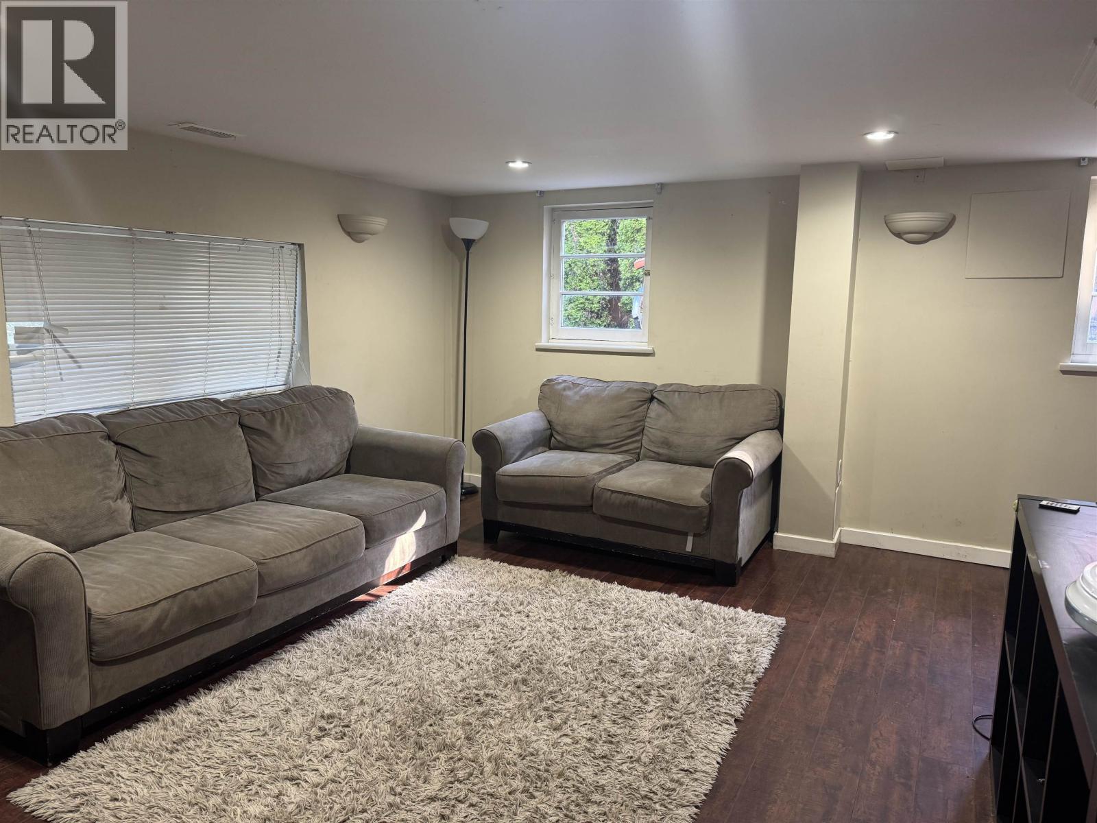 929 Sixth Street, New Westminster, British Columbia  V3L 3C8 - Photo 8 - R3087340