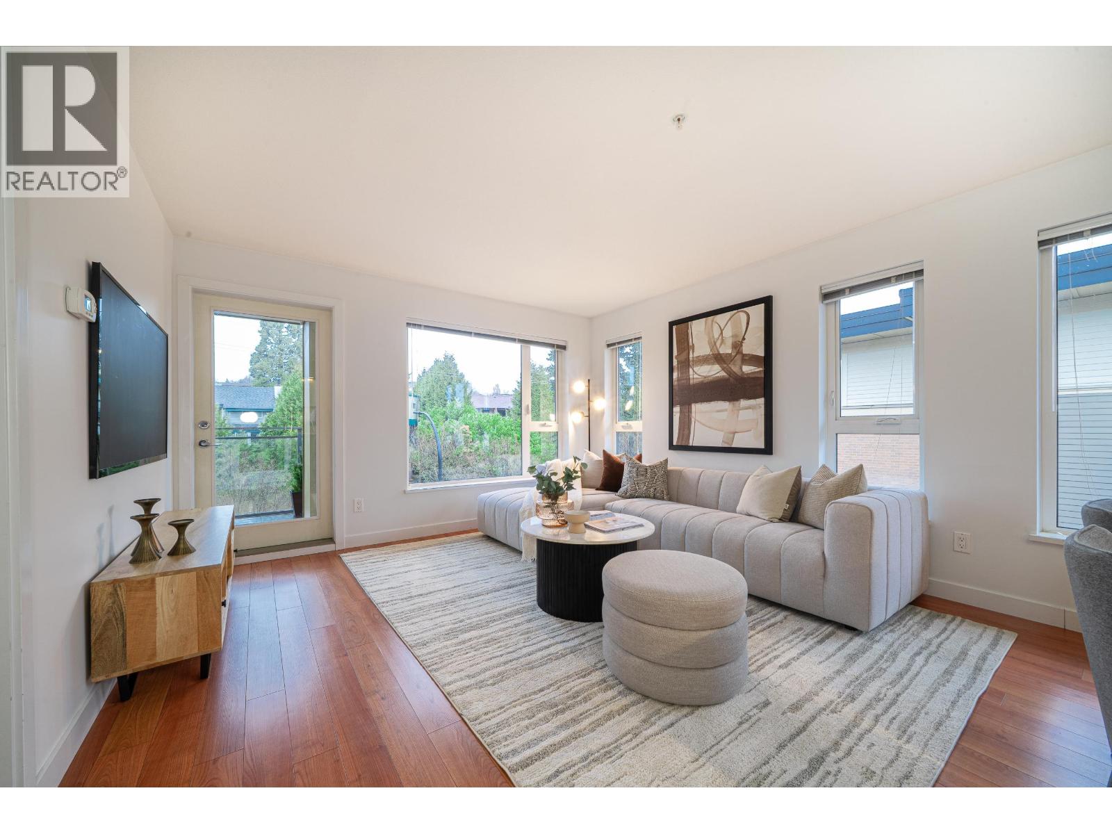 416 221 E 3rd Street, North Vancouver, British Columbia  V7L 0C1 - Photo 38 - R3087411