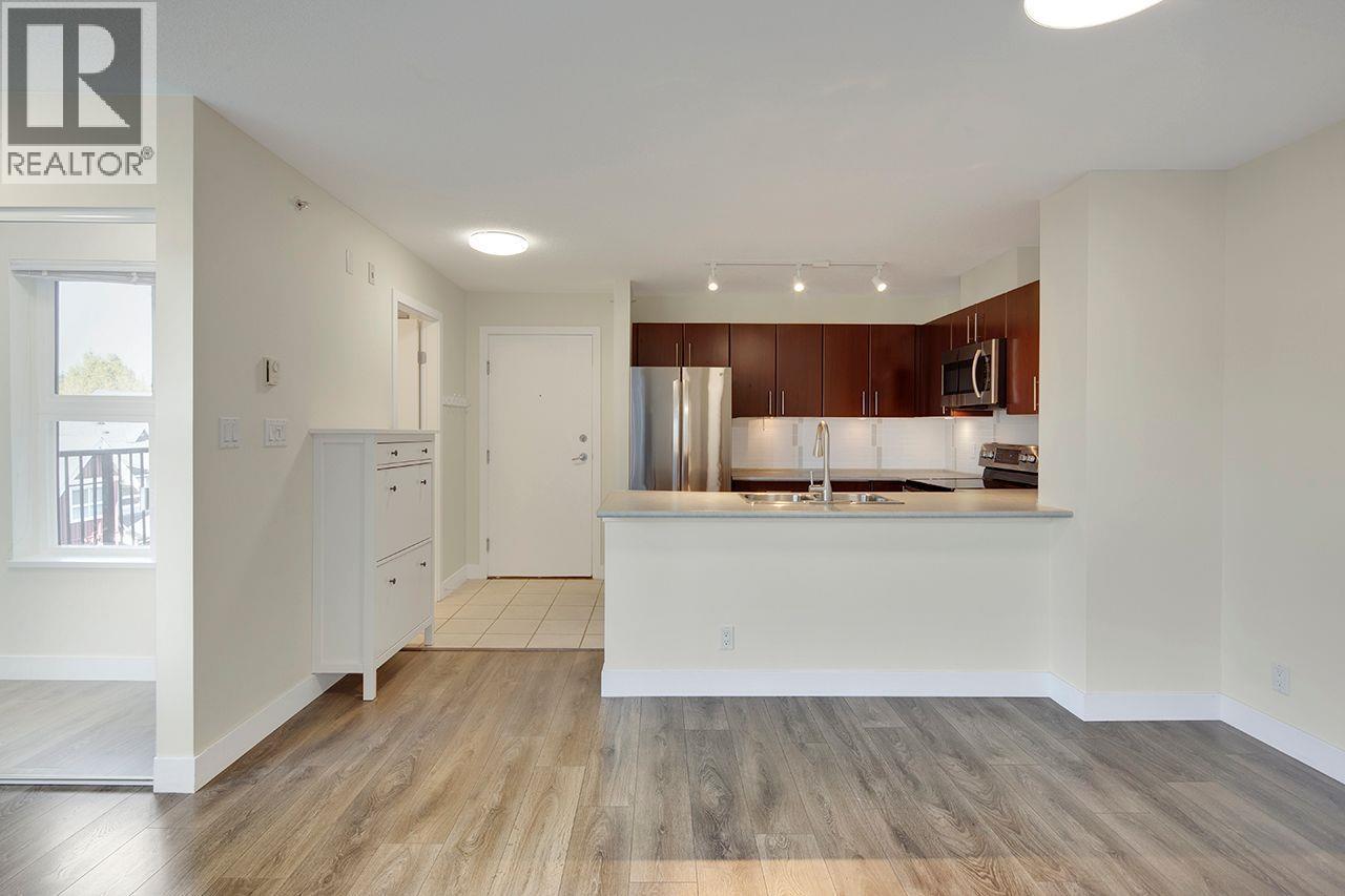 401 7088 Mont Royal Square, Vancouver, British Columbia  V5S 4X7 - Photo 6 - R3086888