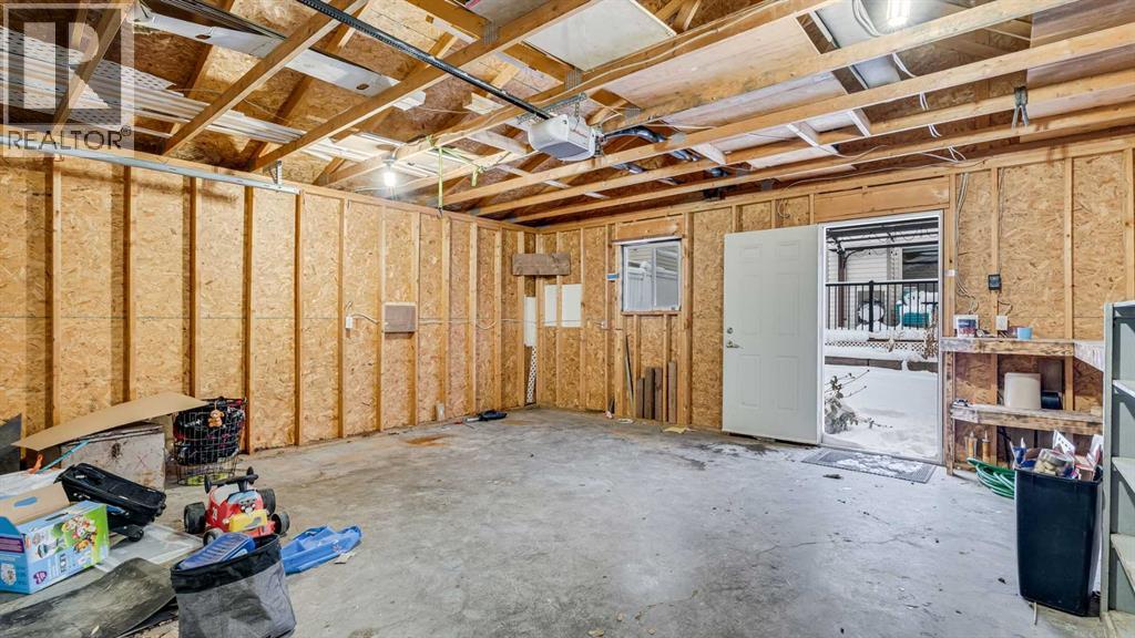 3667 Sierra Morena Road Sw, Calgary, Alberta  T3H 3A6 - Photo 42 - A2277088