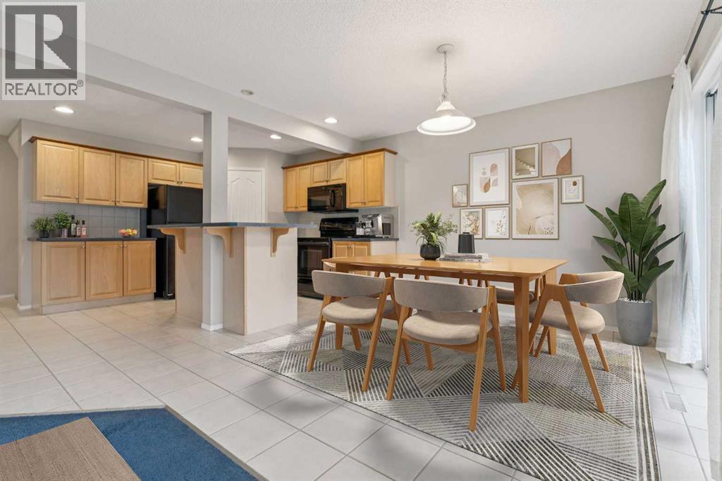 146 Everwillow Close Sw, Calgary, Alberta  T2Y 4G6 - Photo 18 - A2269572