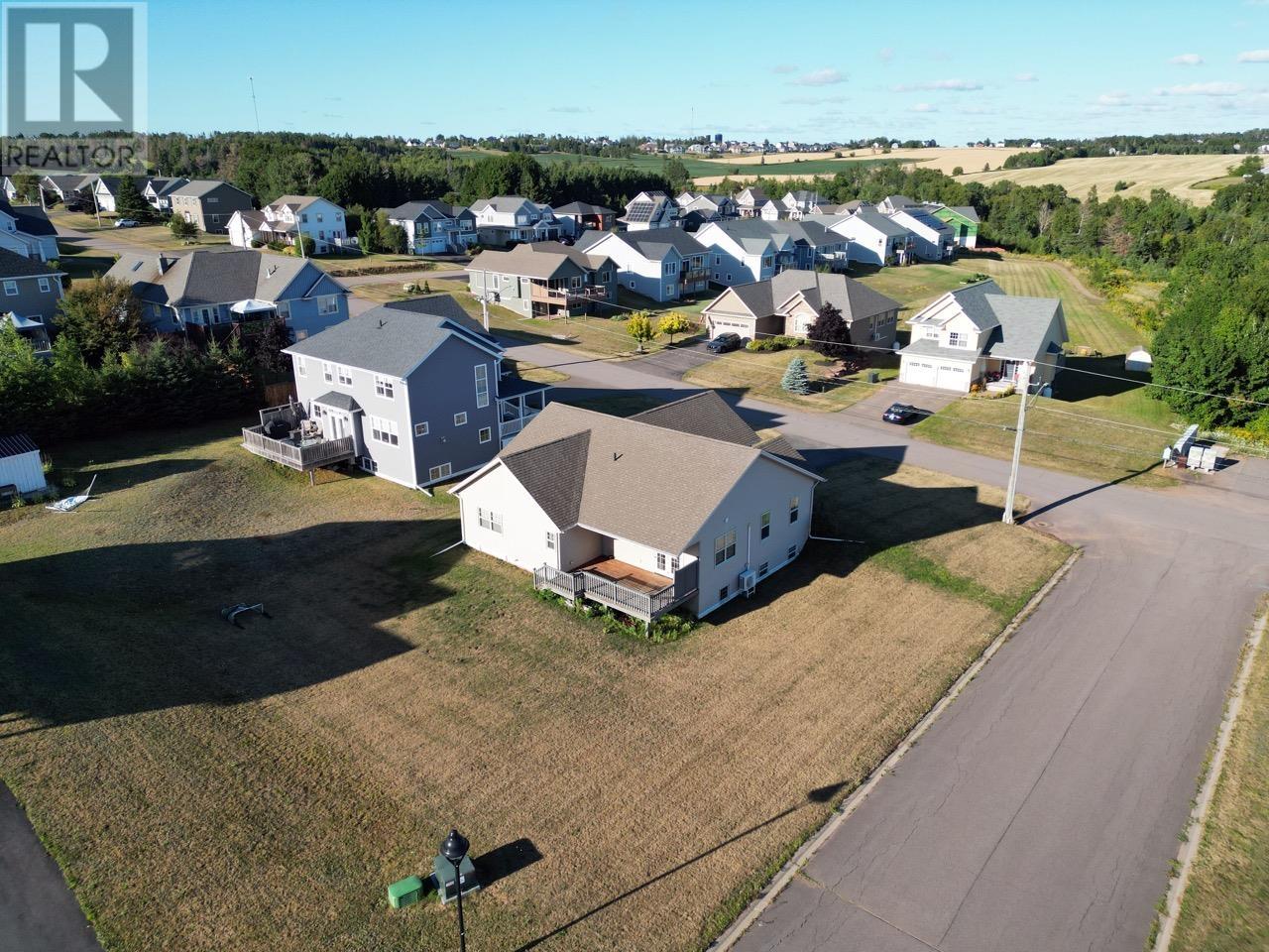 35 Harvest Dr., Stratford, Prince Edward Island  C1B 0K3 - Photo 5 - 202602346