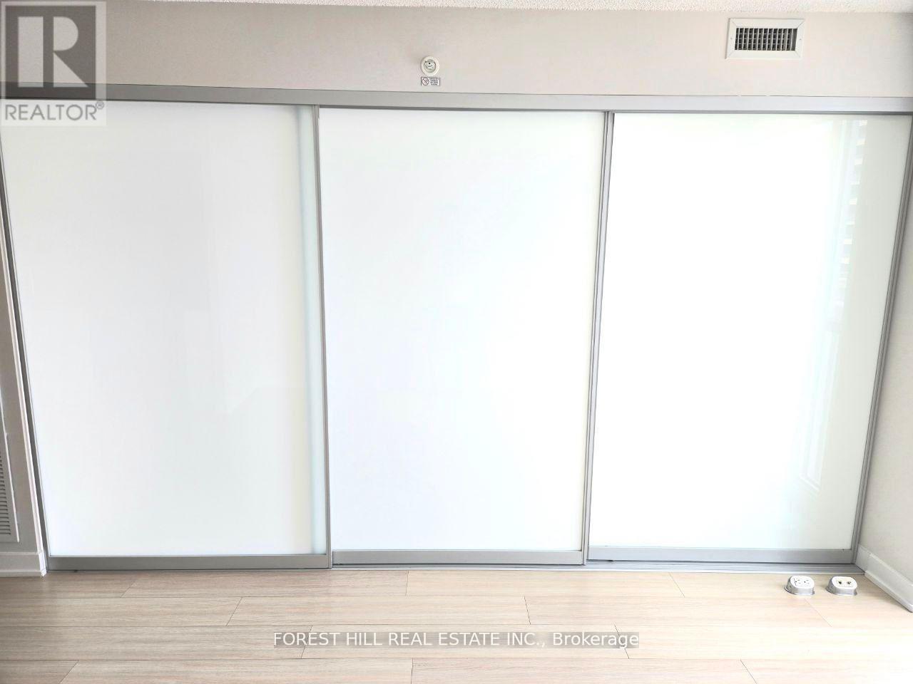 1611 - 85 Queens Wharf Road, Toronto, Ontario  M5V 0J9 - Photo 14 - C12765712