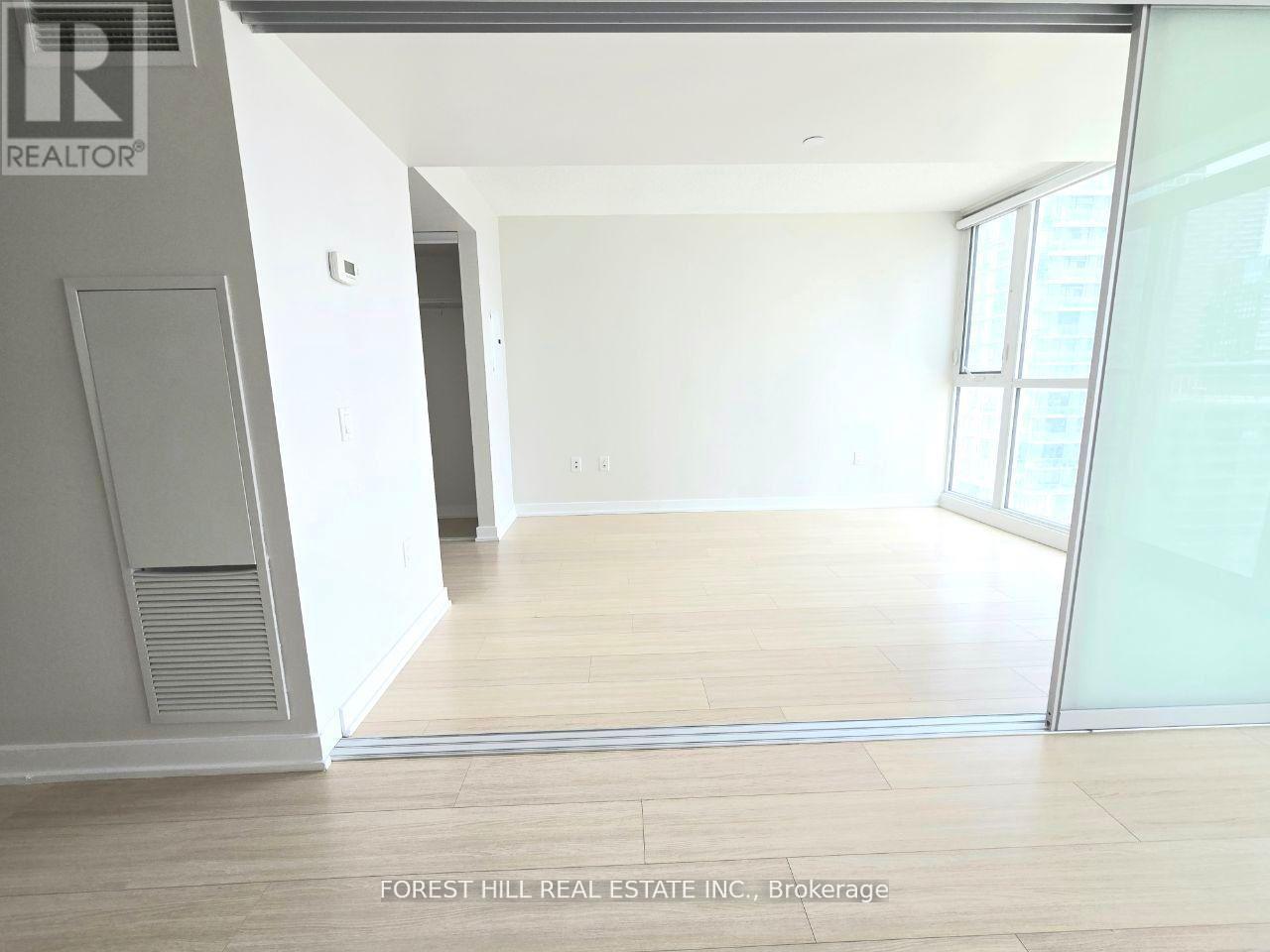 1611 - 85 Queens Wharf Road, Toronto, Ontario  M5V 0J9 - Photo 19 - C12765712