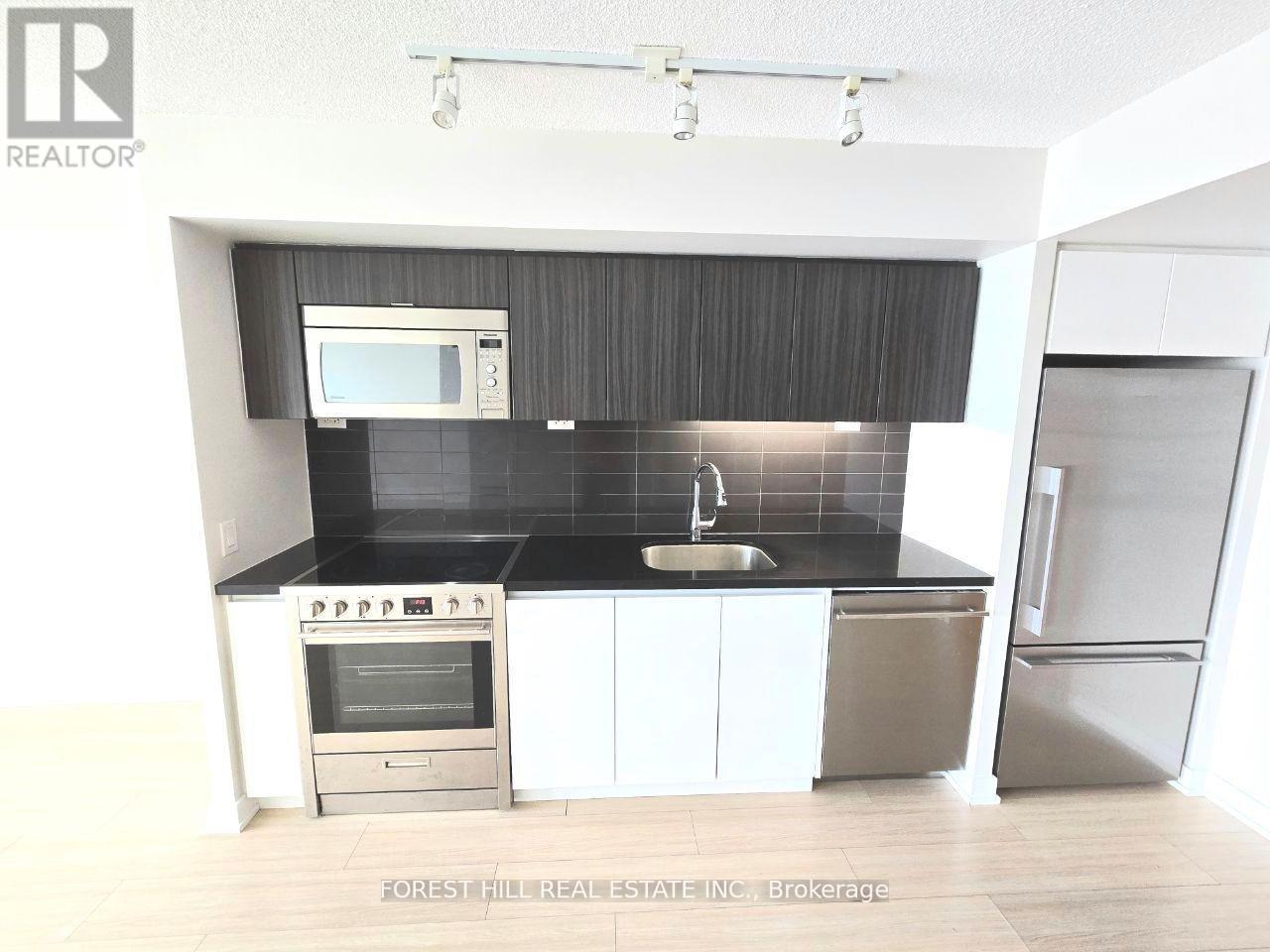 1611 - 85 Queens Wharf Road, Toronto, Ontario  M5V 0J9 - Photo 6 - C12765712