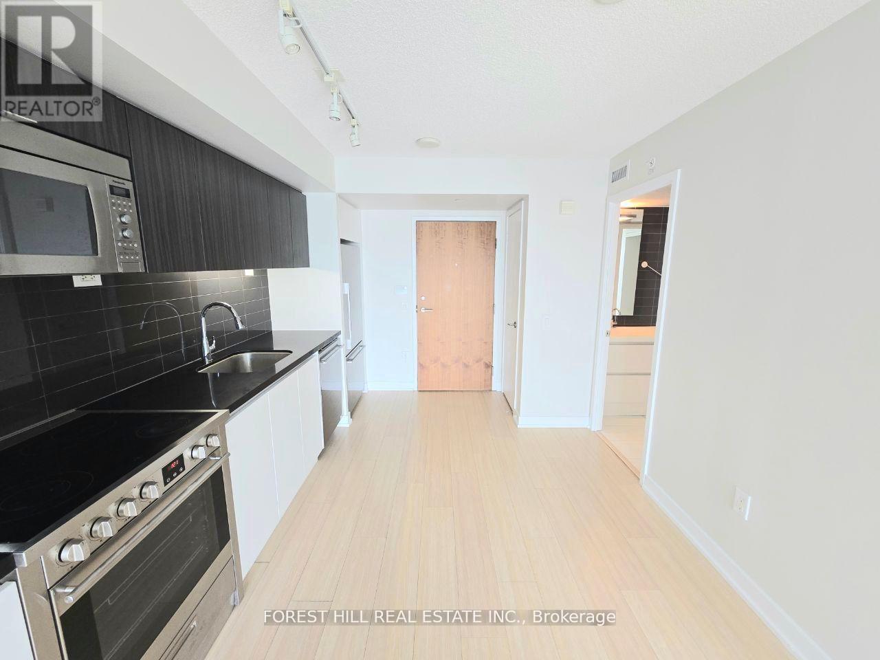 1611 - 85 Queens Wharf Road, Toronto, Ontario  M5V 0J9 - Photo 5 - C12765712