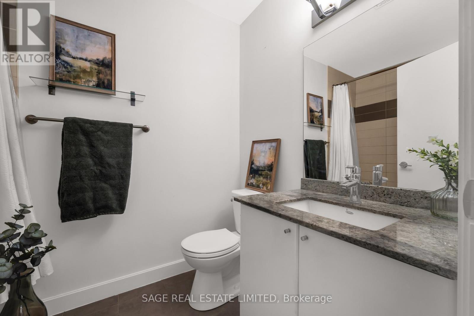 504 - 18 Harbour Street, Toronto, Ontario  M5J 2Z6 - Photo 18 - C12768312