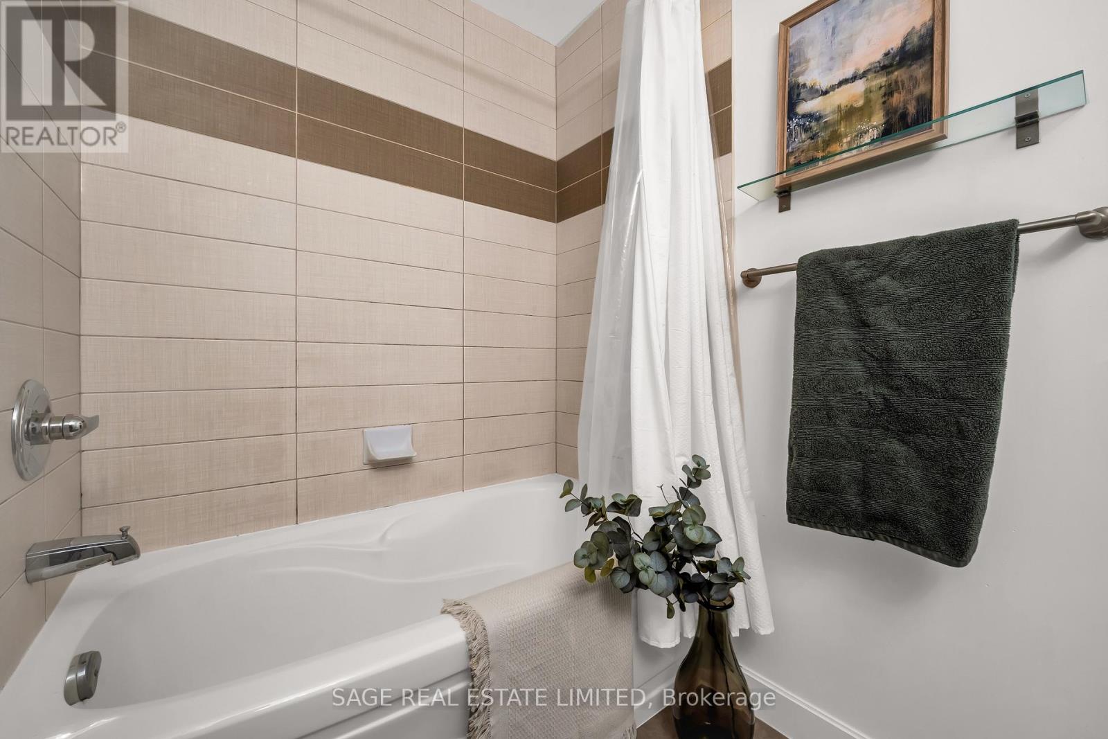 504 - 18 Harbour Street, Toronto, Ontario  M5J 2Z6 - Photo 19 - C12768312