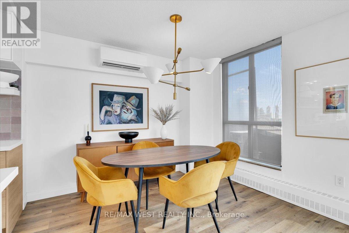 501 - 35 Ormskirk Avenue, Toronto, Ontario  M6S 1A8 - Photo 10 - W12559182